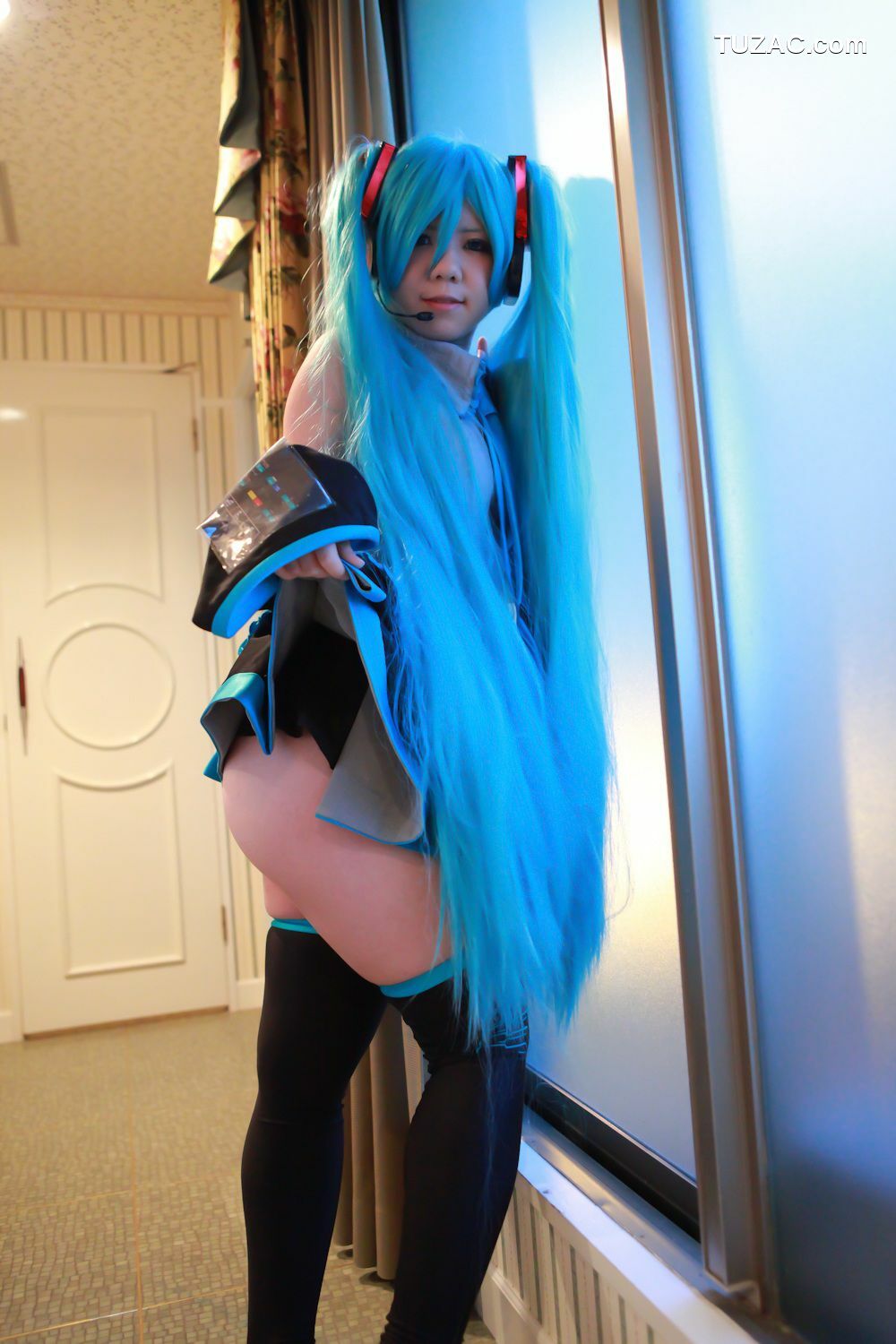 日本CosPlay_田中まな《VOCALOID》Hatsune Miku 写真集[29P]