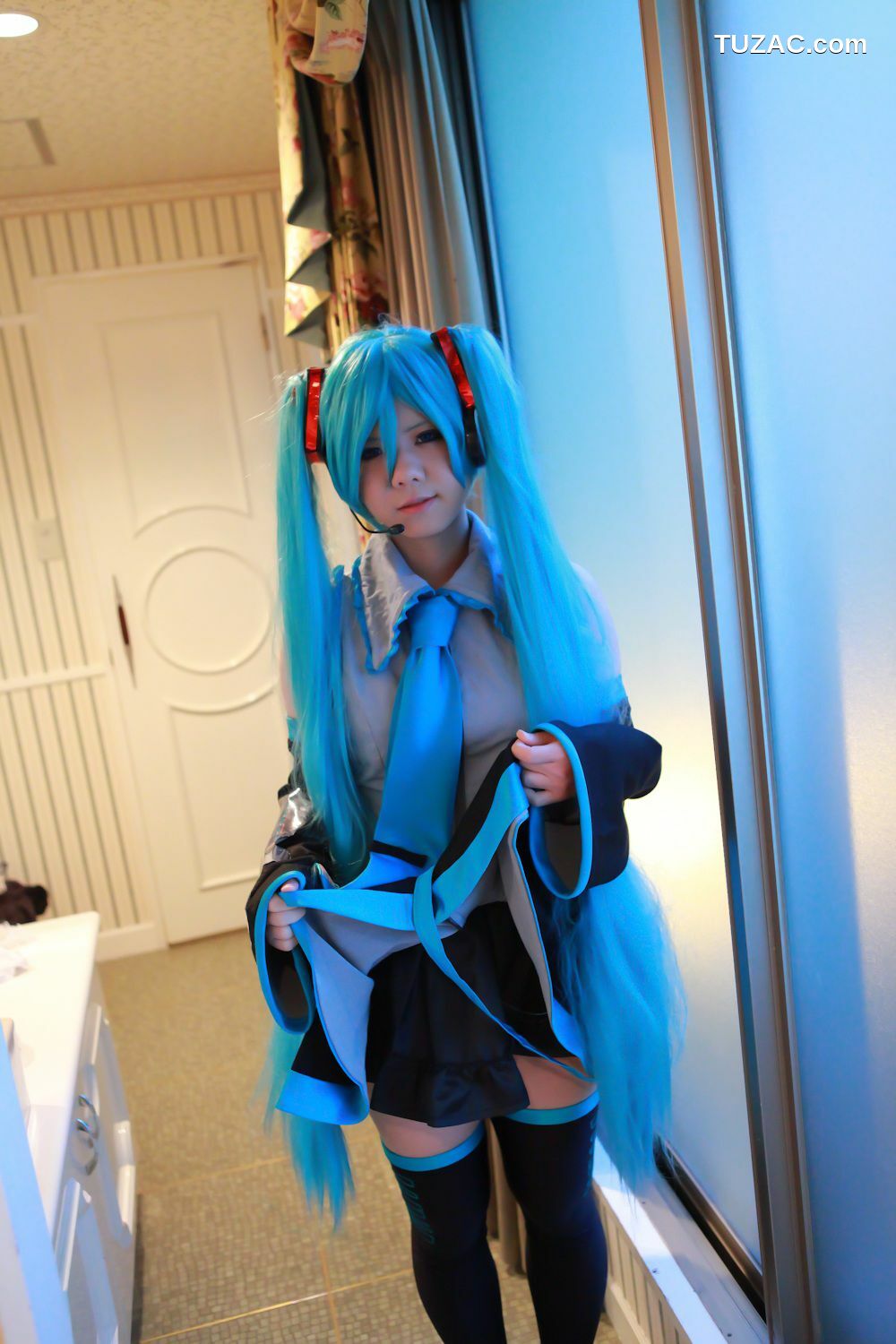 日本CosPlay_田中まな《VOCALOID》Hatsune Miku 写真集[29P]