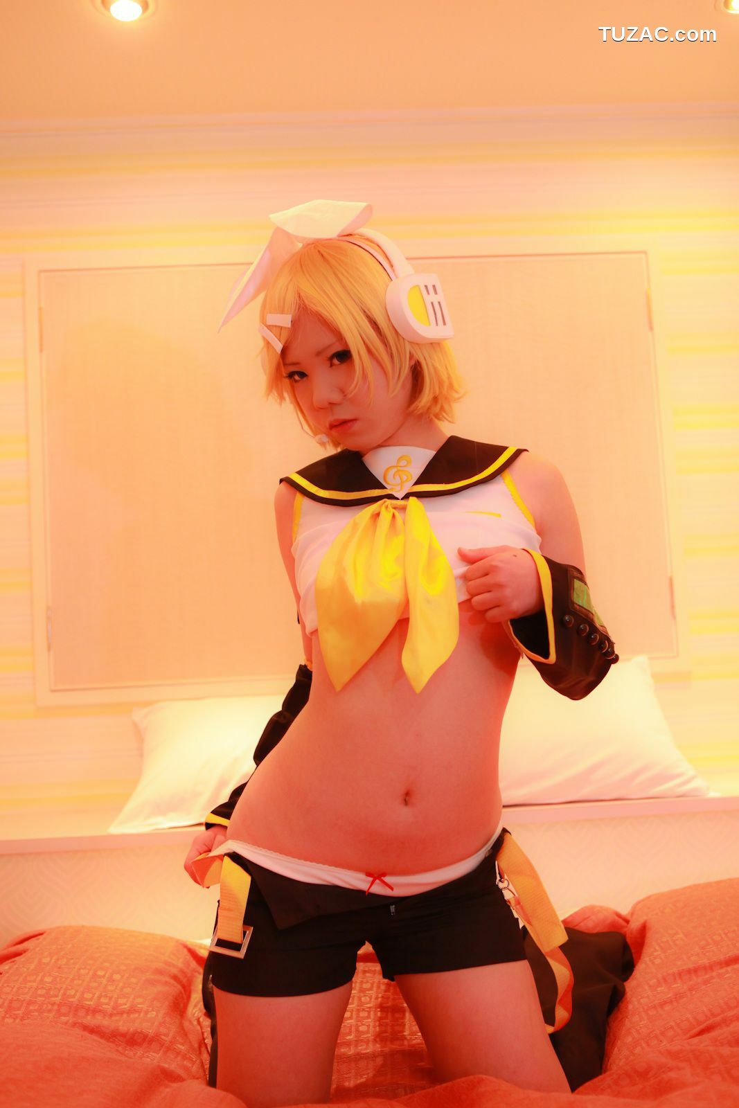 日本CosPlay_田中まな《VOCALOID》鏡音リン 写真集[63P]