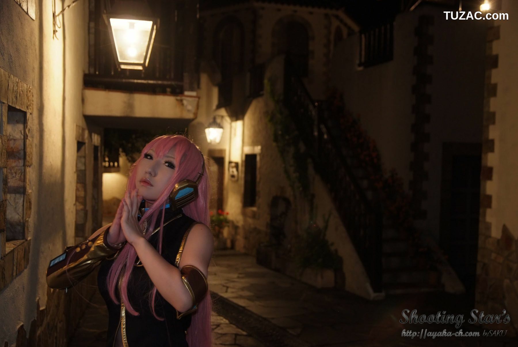 日本CosPlay_绫香 (Sakuサク) 《VOCALOID》 Megurine Luka 写真集[133P]