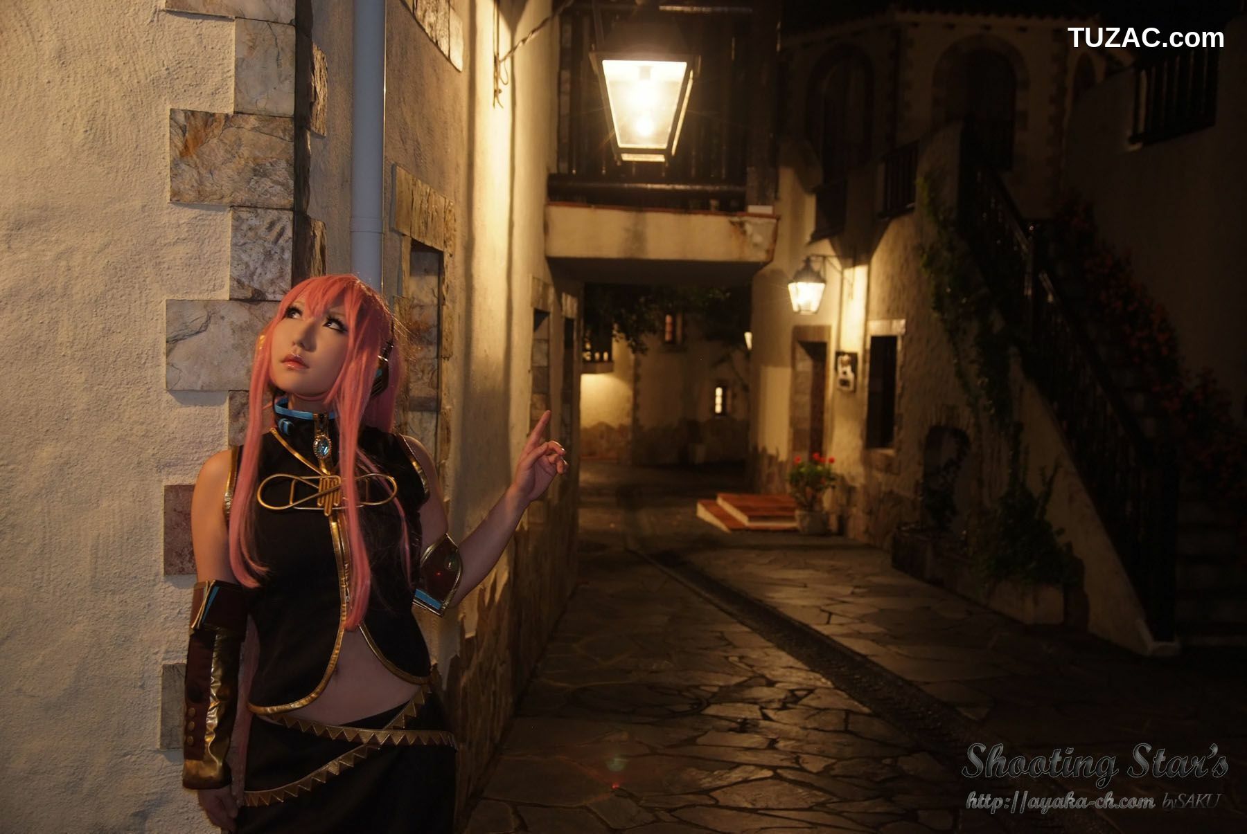 日本CosPlay_绫香 (Sakuサク) 《VOCALOID》 Megurine Luka 写真集[133P]