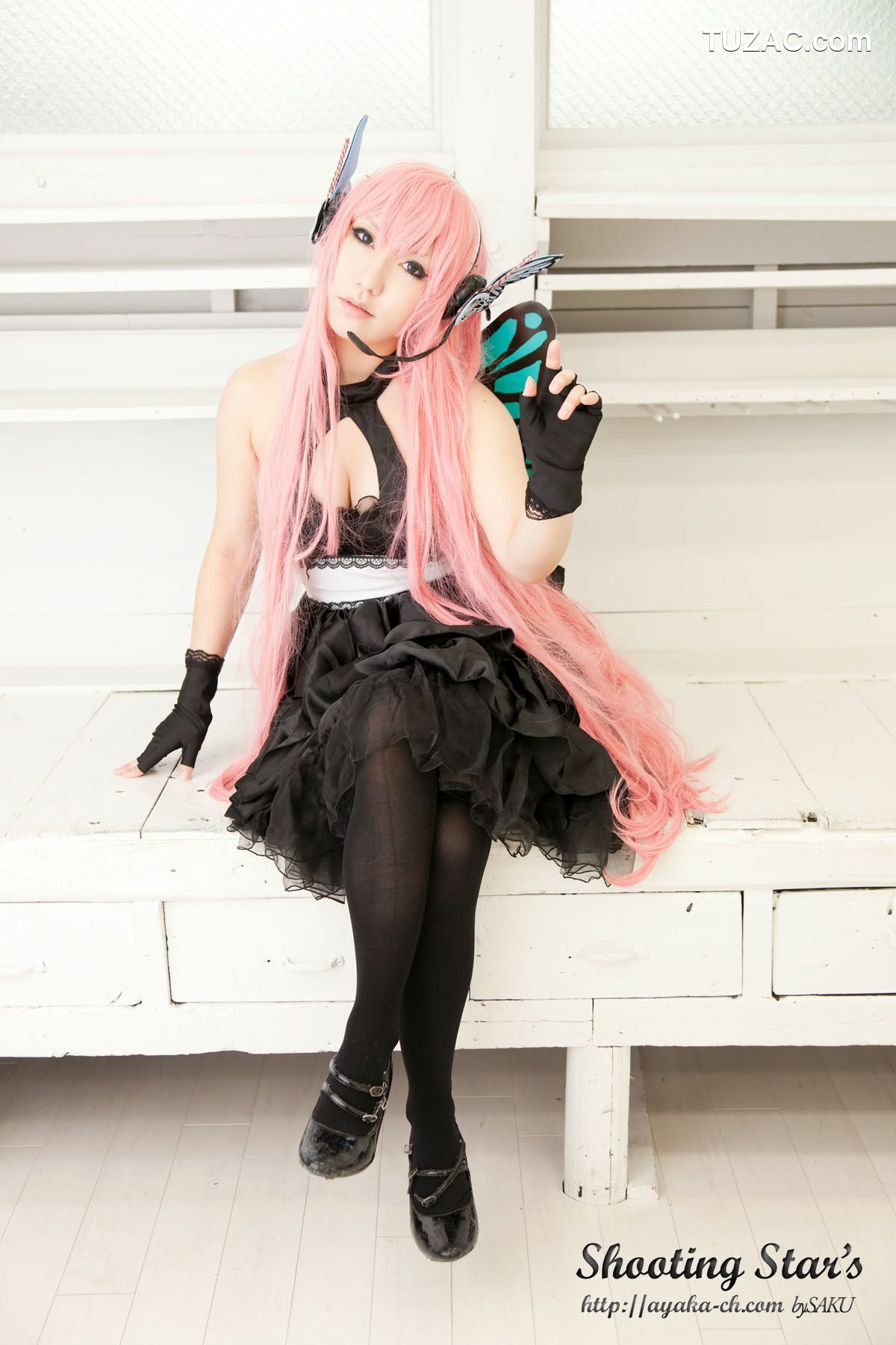 日本CosPlay_绫香 (Sakuサク) 《VOCALOID》 Megurine Luka 写真集[133P]