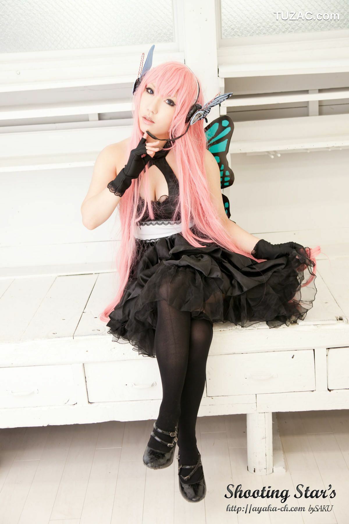 日本CosPlay_绫香 (Sakuサク) 《VOCALOID》 Megurine Luka 写真集[133P]