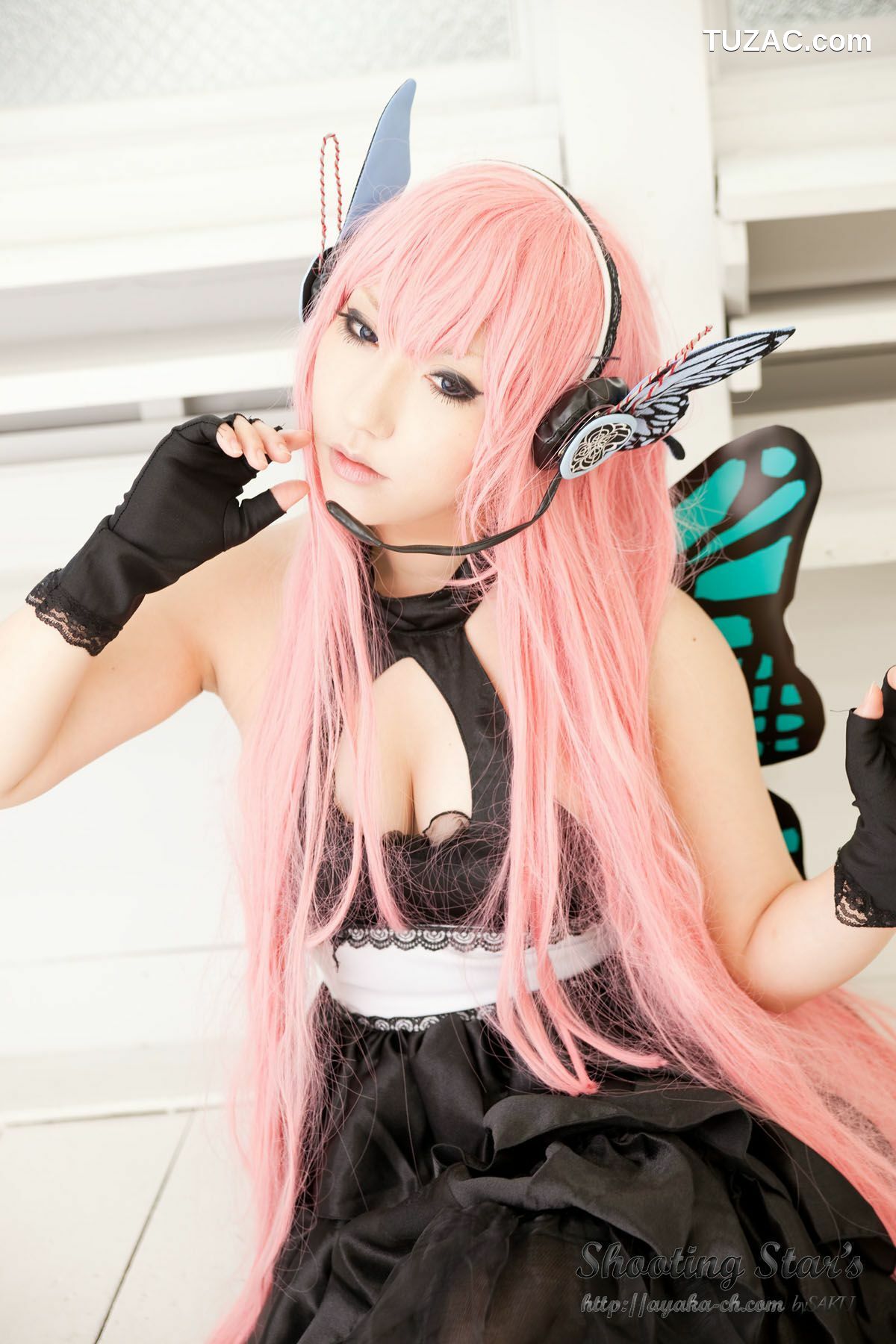 日本CosPlay_绫香 (Sakuサク) 《VOCALOID》 Megurine Luka 写真集[133P]