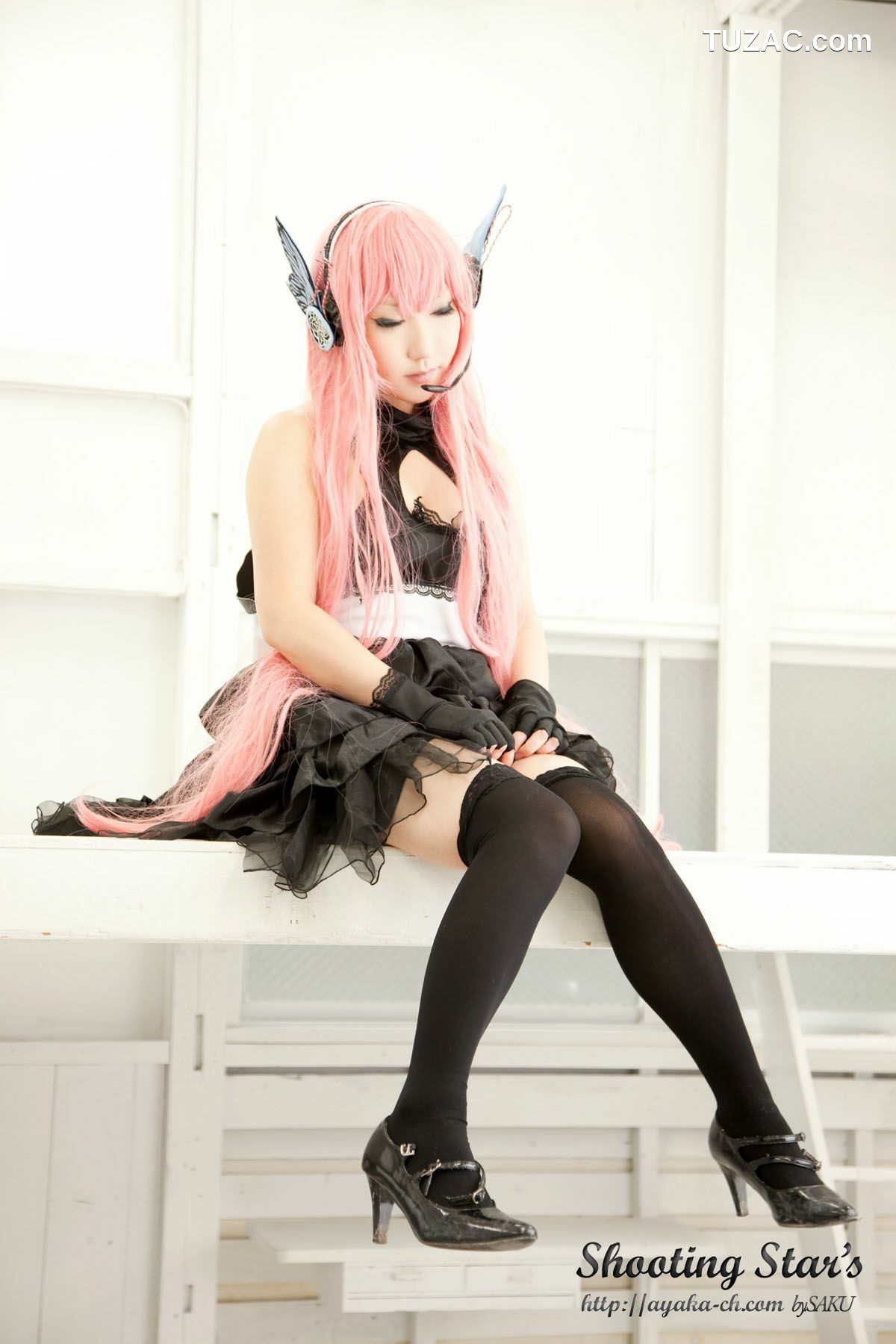 日本CosPlay_绫香 (Sakuサク) 《VOCALOID》 Megurine Luka 写真集[133P]