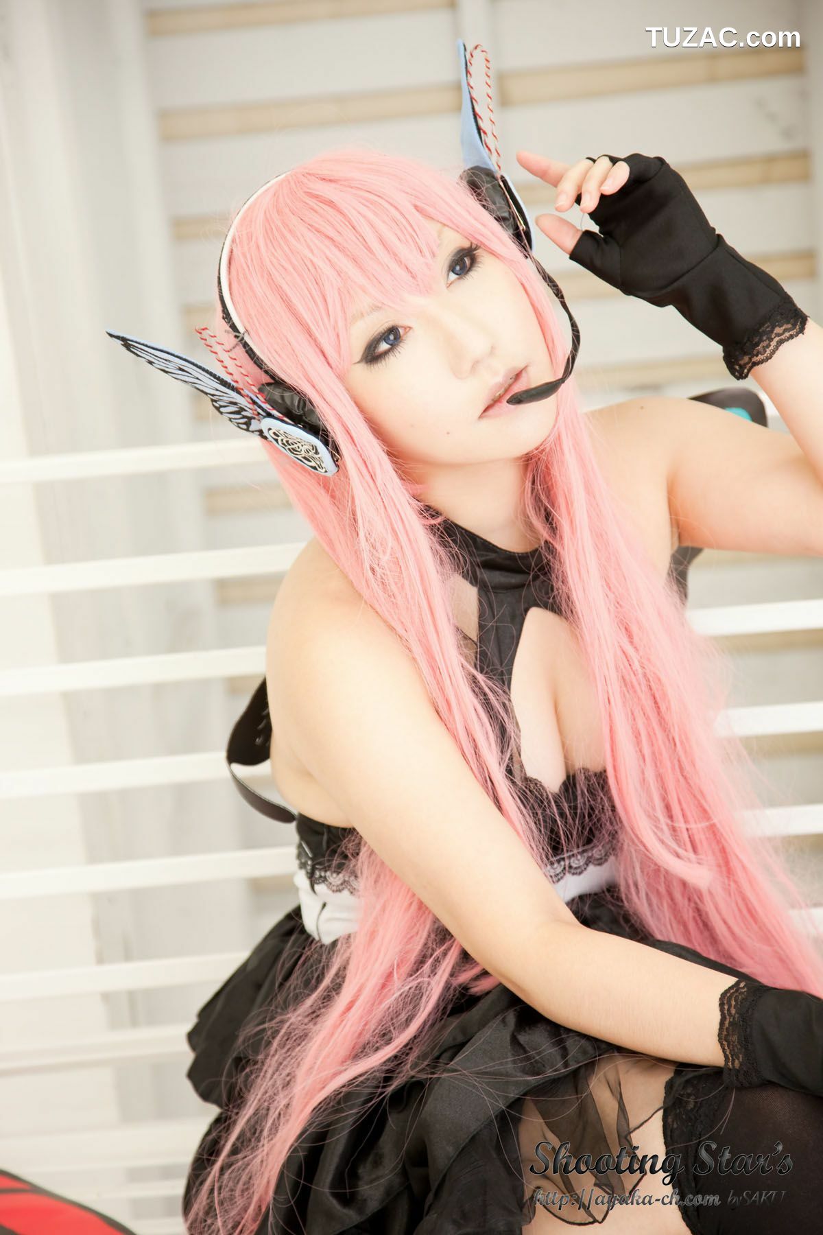 日本CosPlay_绫香 (Sakuサク) 《VOCALOID》 Megurine Luka 写真集[133P]