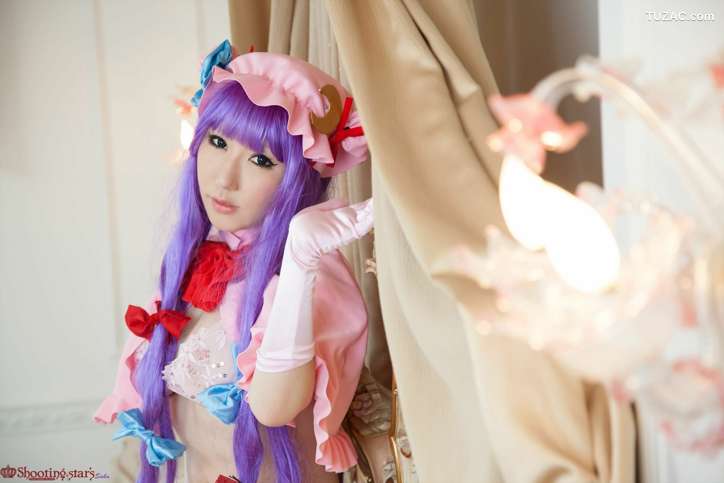 日本CosPlay_绫香サク (サク綾香 Saku Ayaka) 《東方Project》Patchouli Knowledge 写真集[100P]