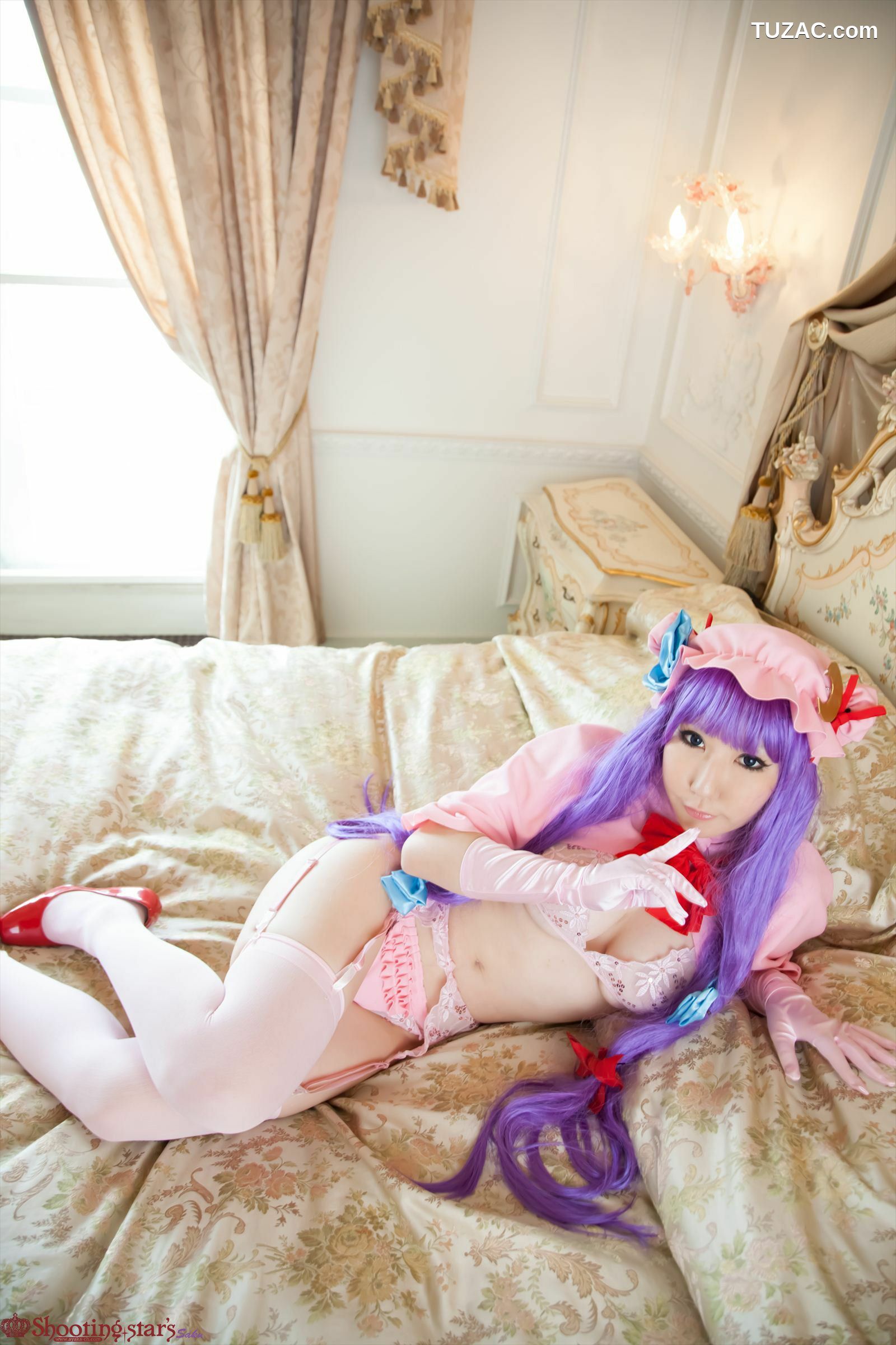 日本CosPlay_绫香サク (サク綾香 Saku Ayaka) 《東方Project》Patchouli Knowledge 写真集[100P]