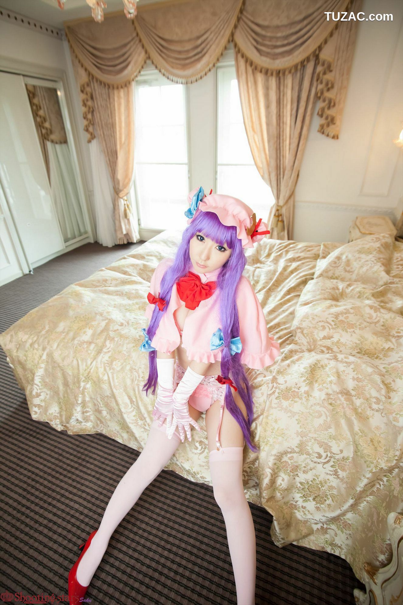 日本CosPlay_绫香サク (サク綾香 Saku Ayaka) 《東方Project》Patchouli Knowledge 写真集[100P]