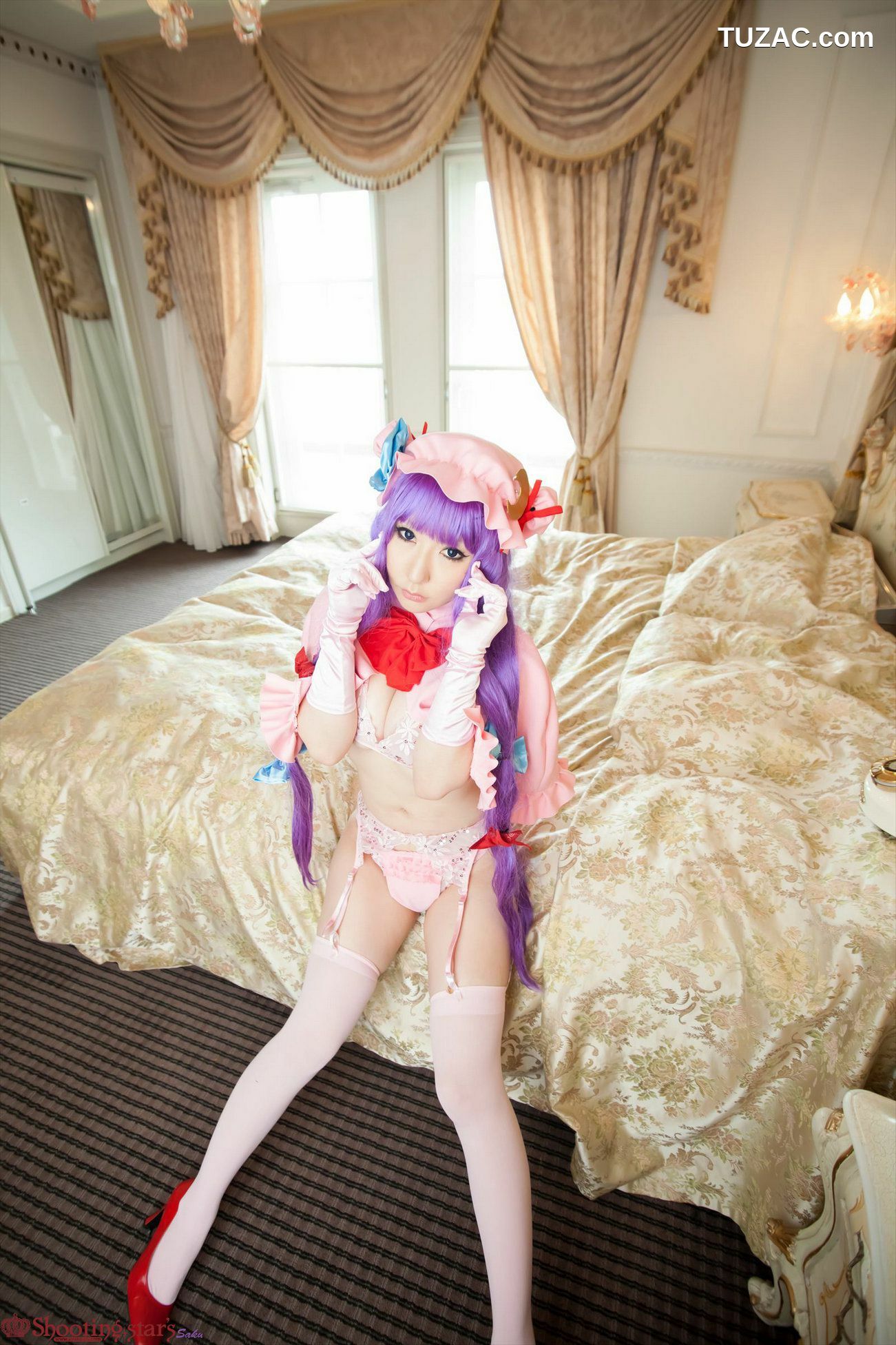 日本CosPlay_绫香サク (サク綾香 Saku Ayaka) 《東方Project》Patchouli Knowledge 写真集[100P]