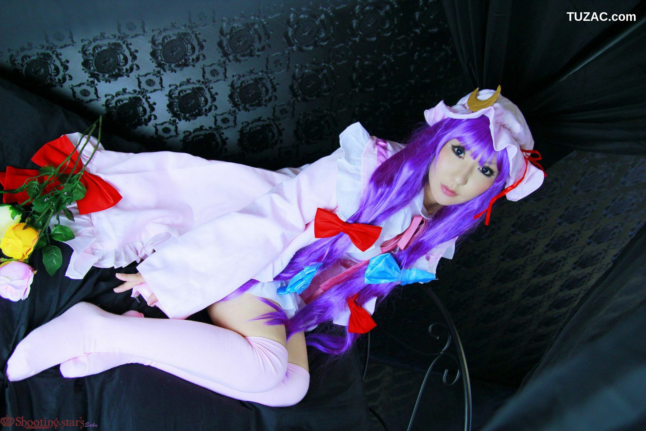 日本CosPlay_绫香サク (サク綾香 Saku Ayaka) 《東方Project》Patchouli Knowledge 写真集[100P]