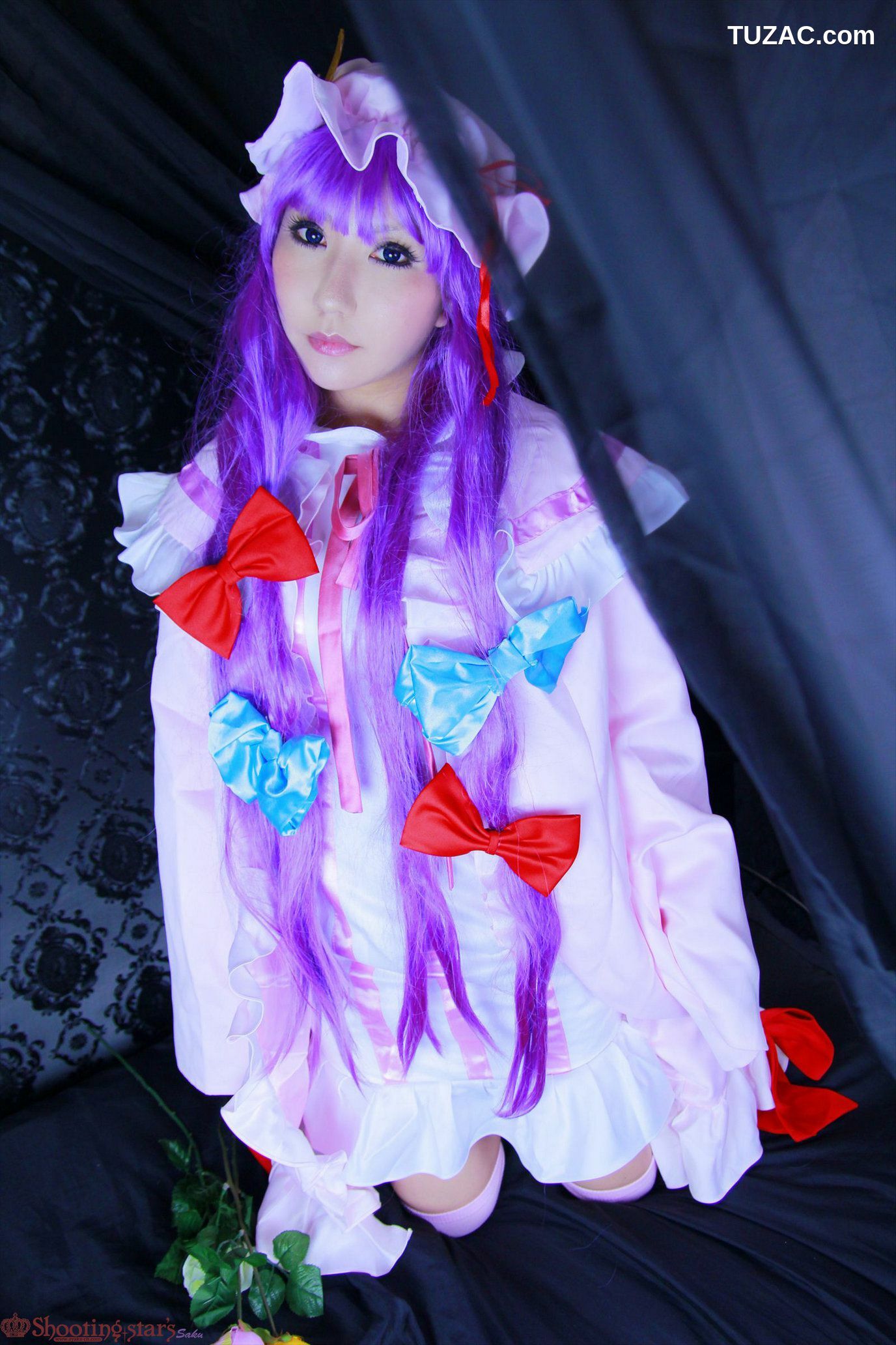 日本CosPlay_绫香サク (サク綾香 Saku Ayaka) 《東方Project》Patchouli Knowledge 写真集[100P]