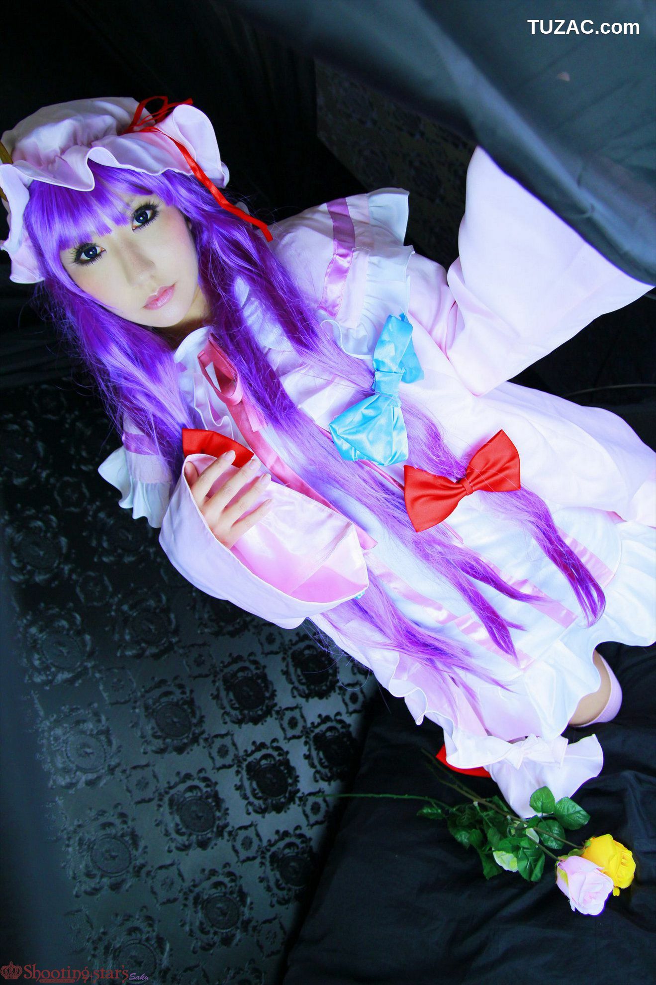 日本CosPlay_绫香サク (サク綾香 Saku Ayaka) 《東方Project》Patchouli Knowledge 写真集[100P]