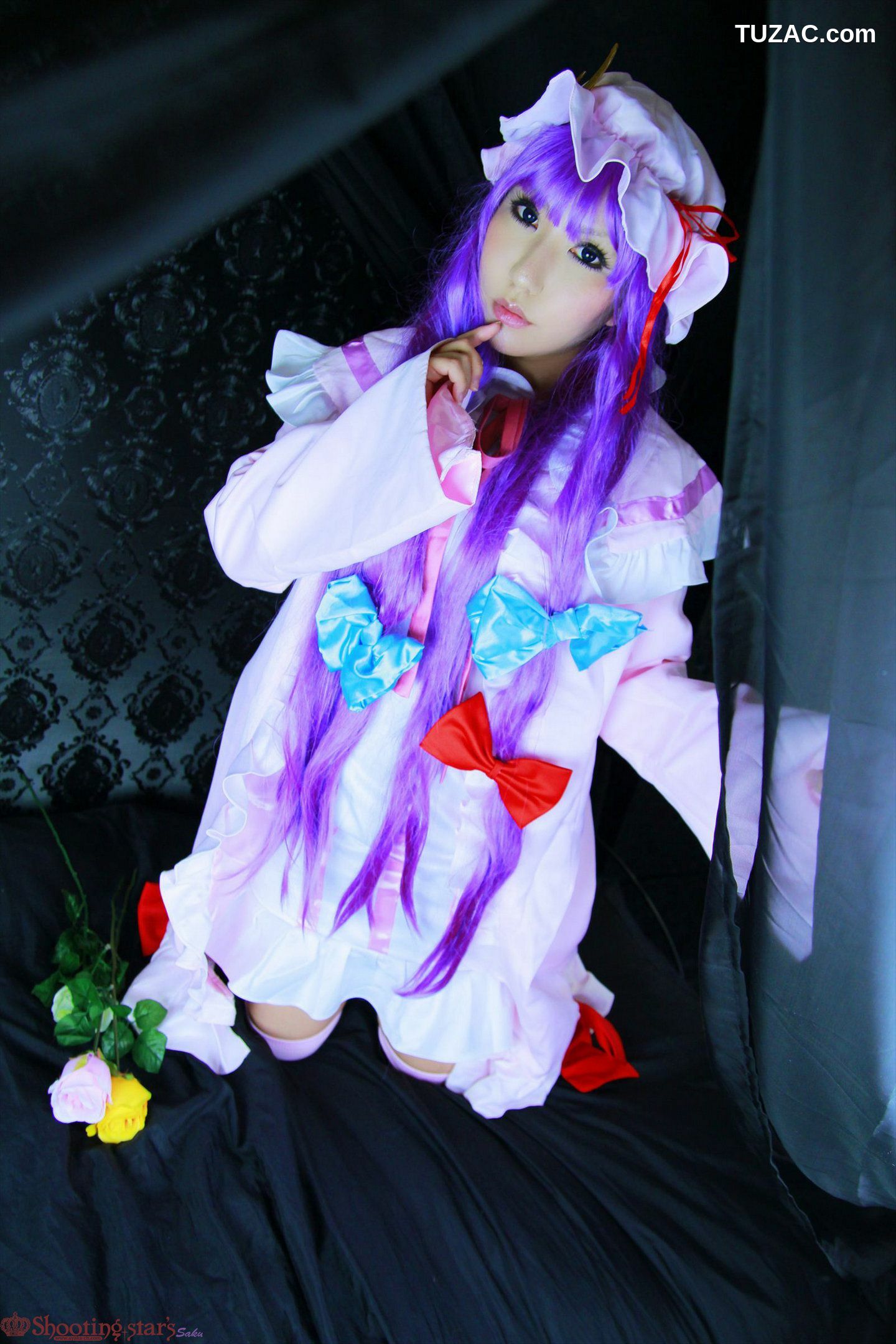 日本CosPlay_绫香サク (サク綾香 Saku Ayaka) 《東方Project》Patchouli Knowledge 写真集[100P]