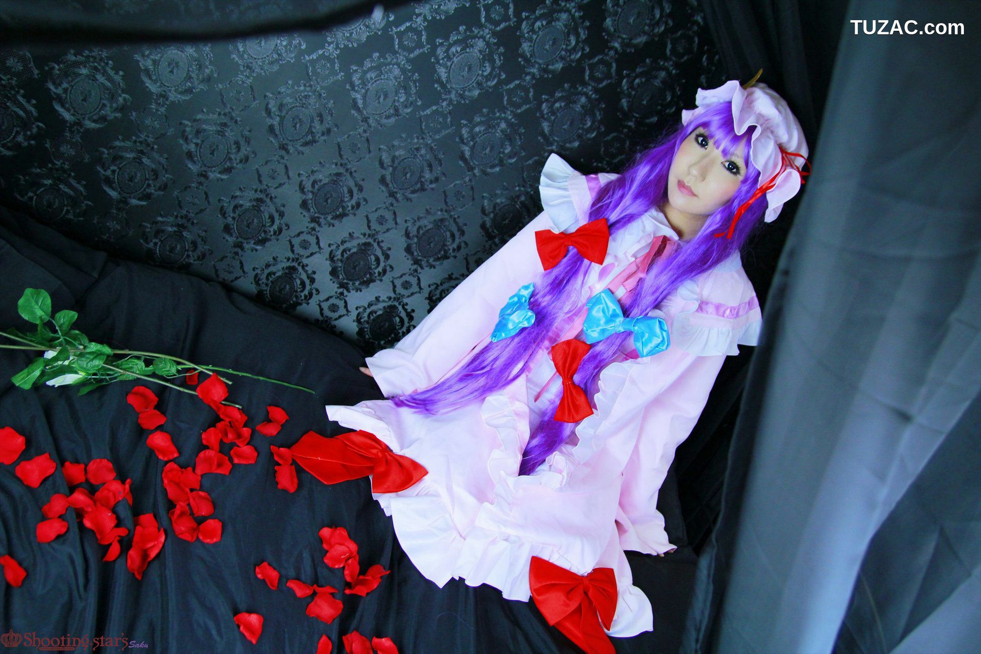 日本CosPlay_绫香サク (サク綾香 Saku Ayaka) 《東方Project》Patchouli Knowledge 写真集[100P]