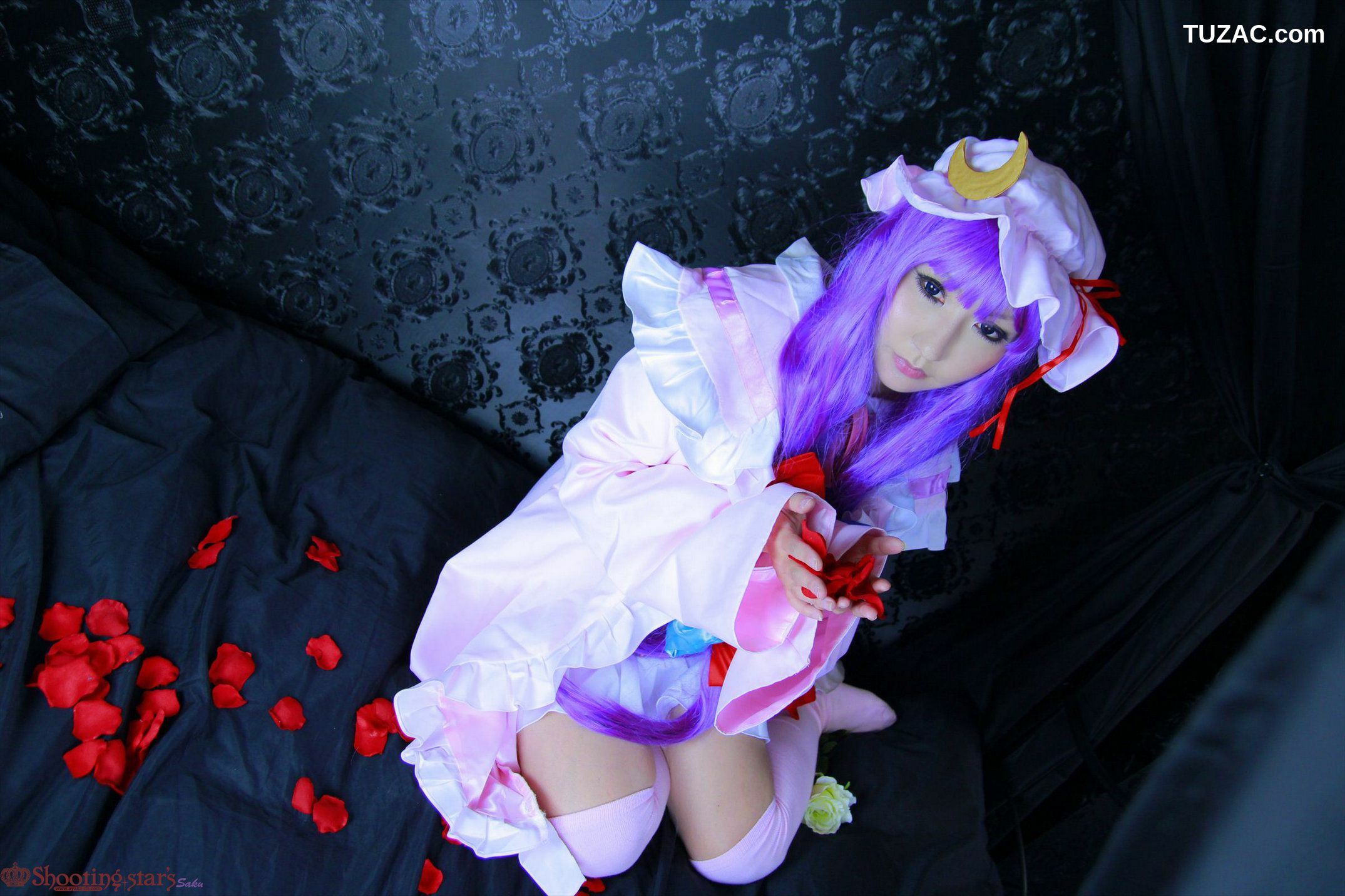 日本CosPlay_绫香サク (サク綾香 Saku Ayaka) 《東方Project》Patchouli Knowledge 写真集[100P]