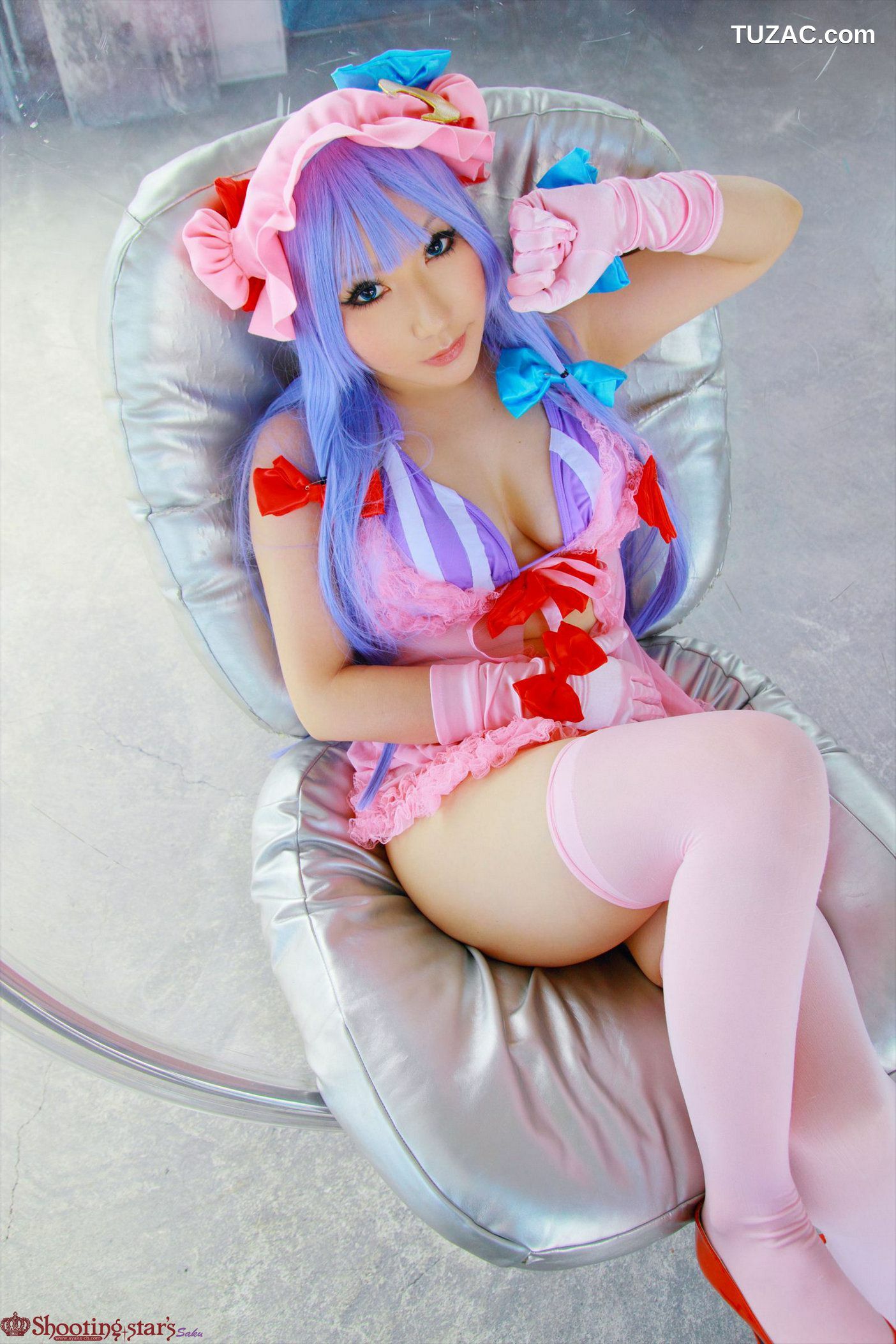 日本CosPlay_绫香サク (サク綾香 Saku Ayaka) 《東方Project》Patchouli Knowledge 写真集[100P]