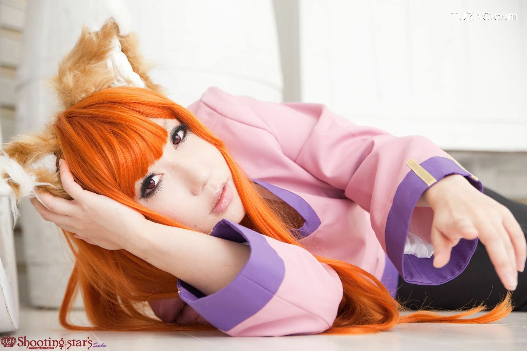 日本CosPlay_绫香サク (サク綾香 Saku Ayaka) 《狼与香辛料》赫萝 写真集
