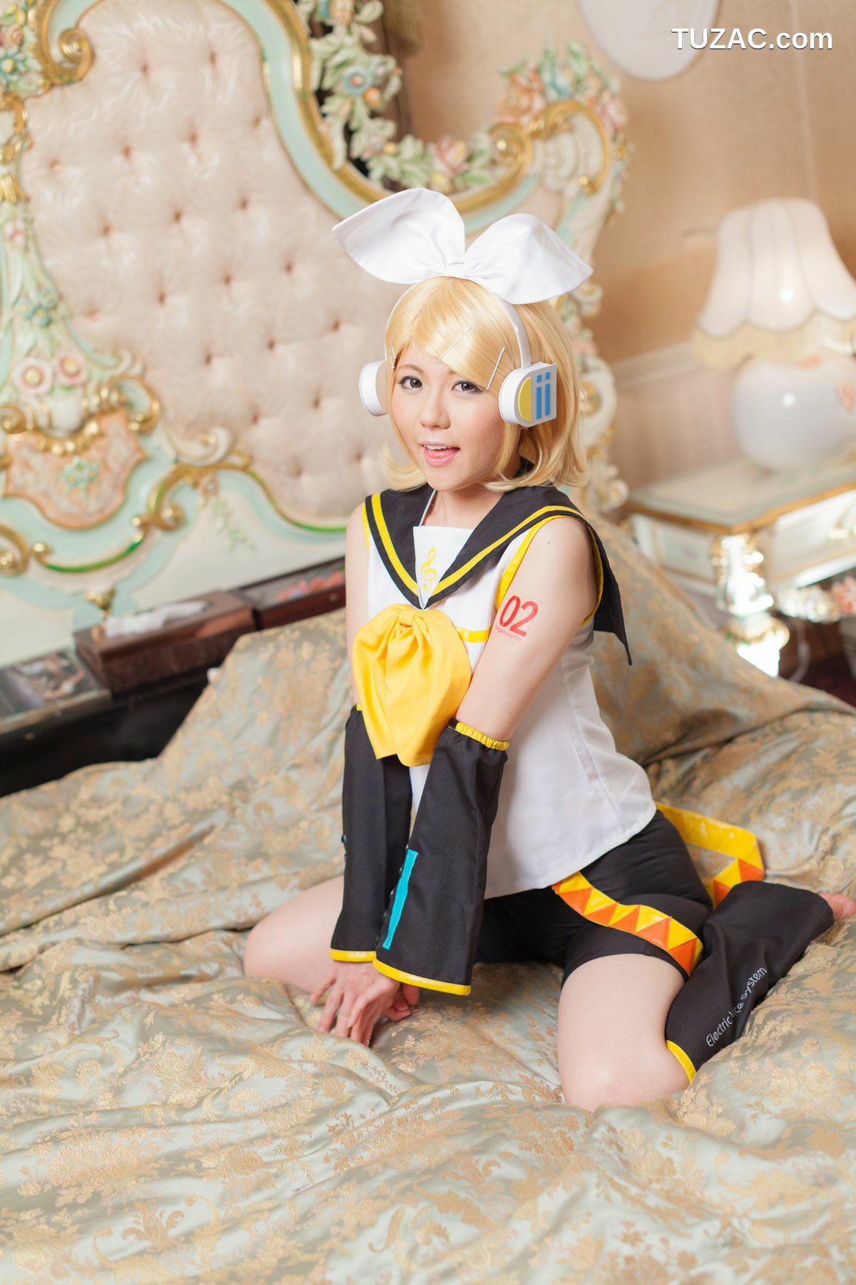 日本CosPlay_荒木まい (荒木麻衣) 《VOCALOID》Kagamine Rin(鏡音リン) 写真集[89P]