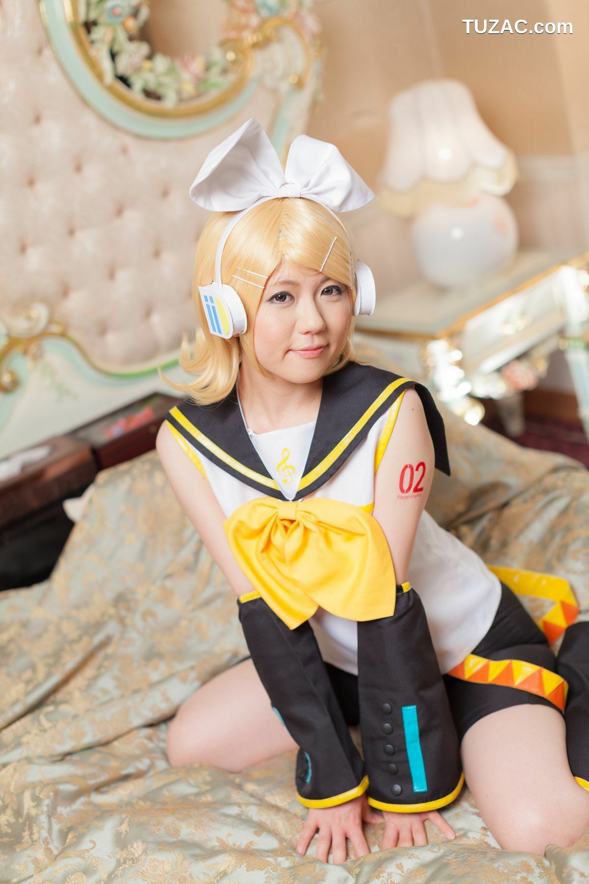 日本CosPlay_荒木まい (荒木麻衣) 《VOCALOID》Kagamine Rin(鏡音リン) 写真集[89P]