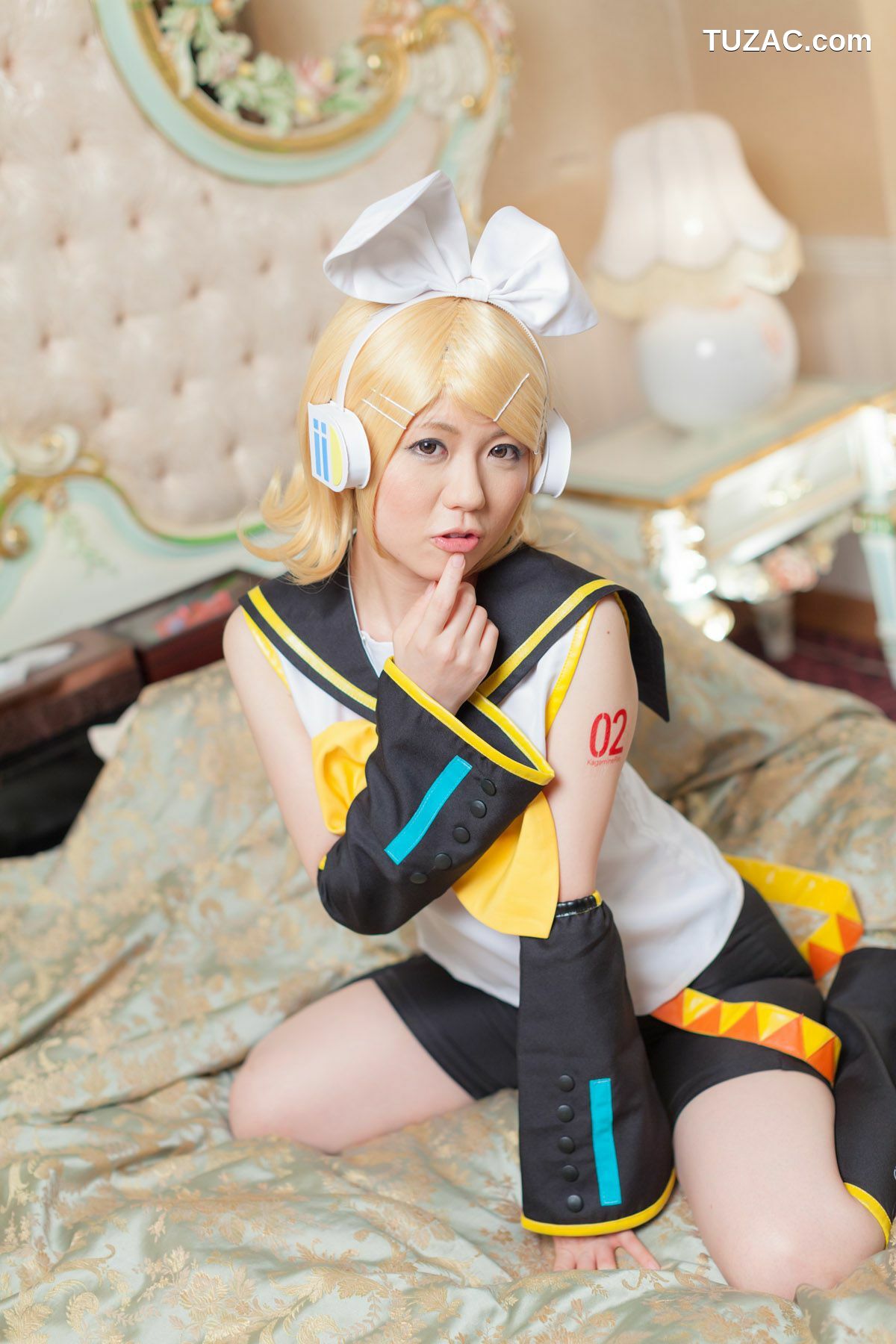 日本CosPlay_荒木まい (荒木麻衣) 《VOCALOID》Kagamine Rin(鏡音リン) 写真集[89P]