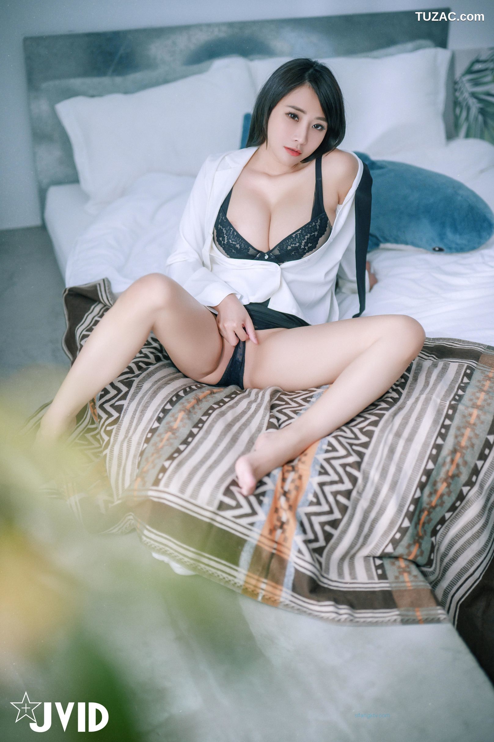 JVID-乐乐-秘书制服巨乳OL与房东-究极蜜桃臀-2月活动限定大尺度