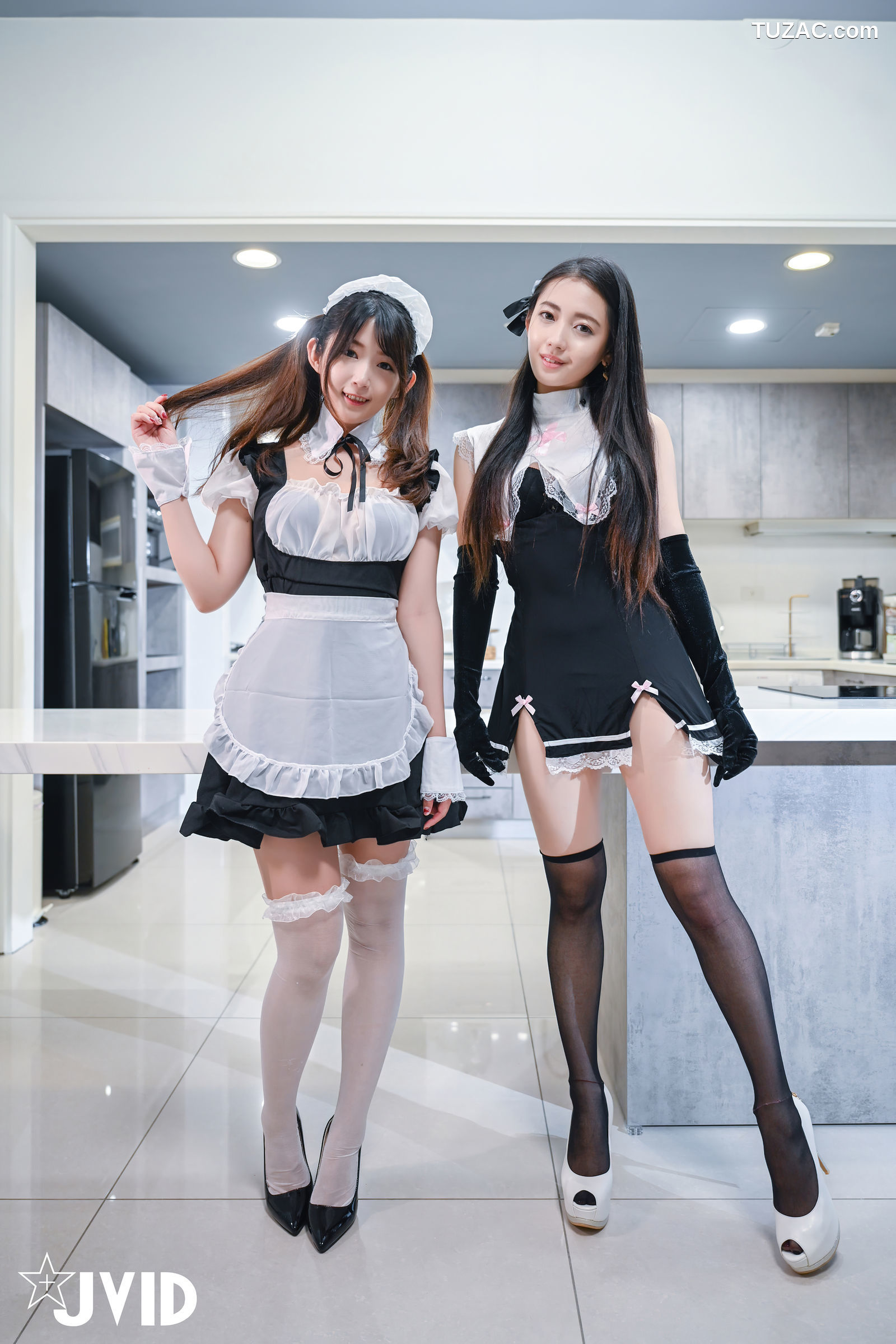 JVID-夏暮光-肉包Mini-豪宅双女仆-餐桌上的激烈碰撞-2021.10.05