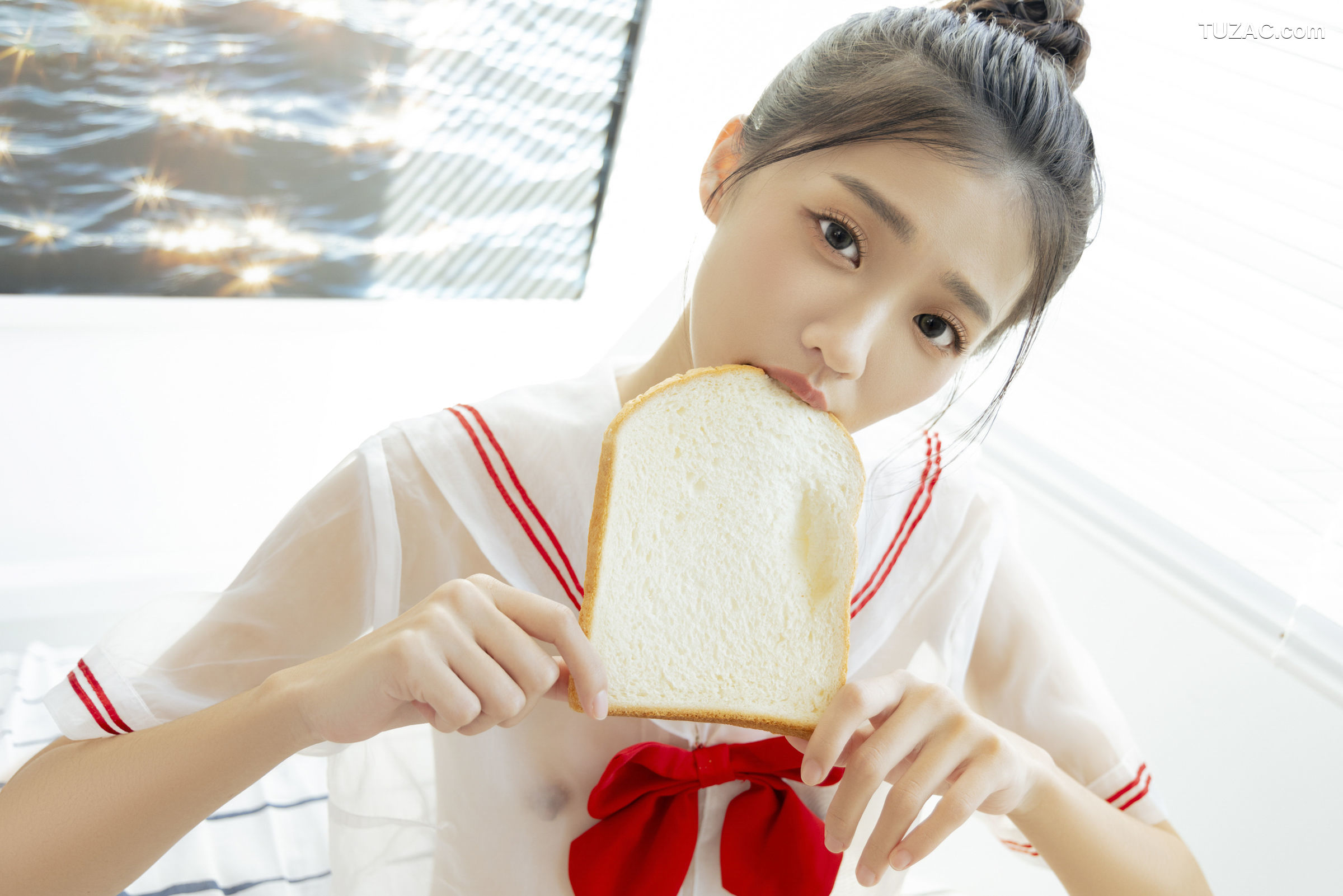 JVID-妍妍-电竞少女-超可愛微乳美少女-第一次的性感開發-Exploring-the-secret-of-body-in-adolescence-JVID月刊写真201-2023.01.12