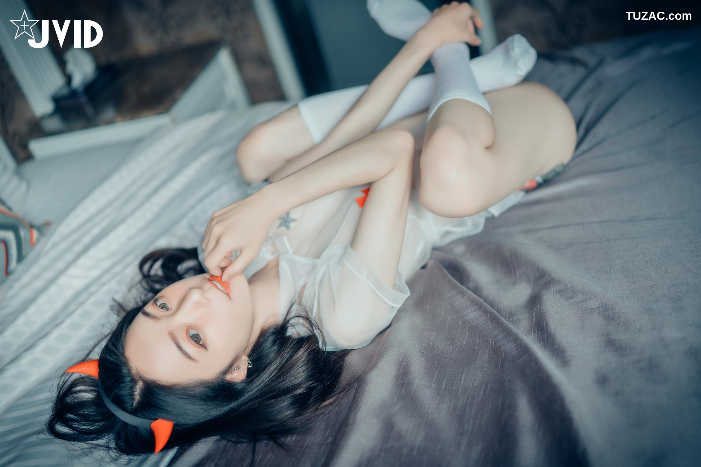 JVID-飘飘-御姐-看护黑皮衣