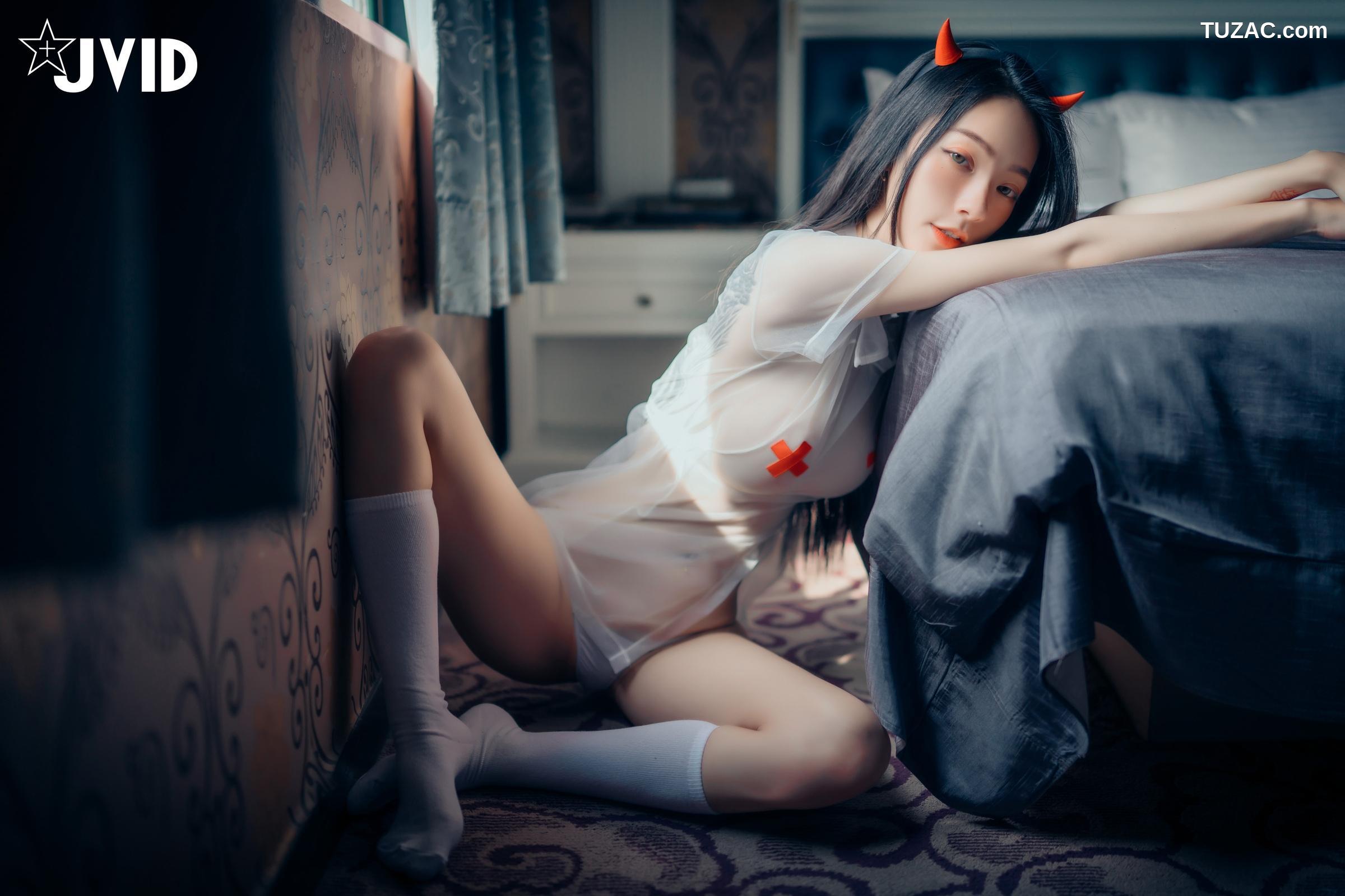 JVID-飘飘-御姐-看护黑皮衣