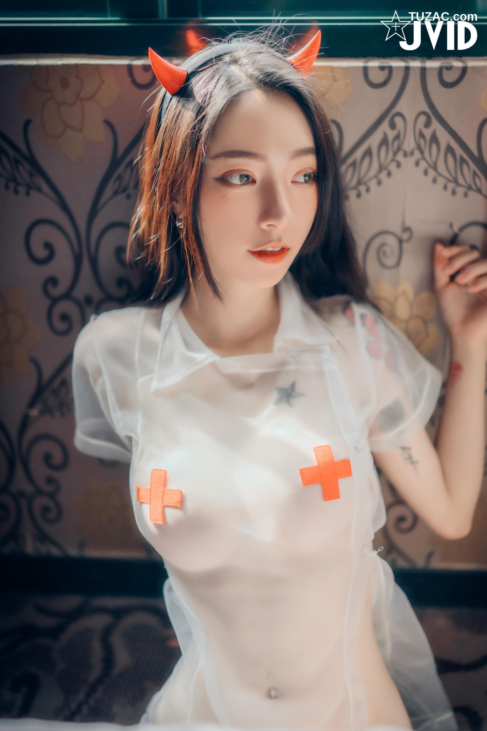 JVID-飘飘-御姐-看护黑皮衣