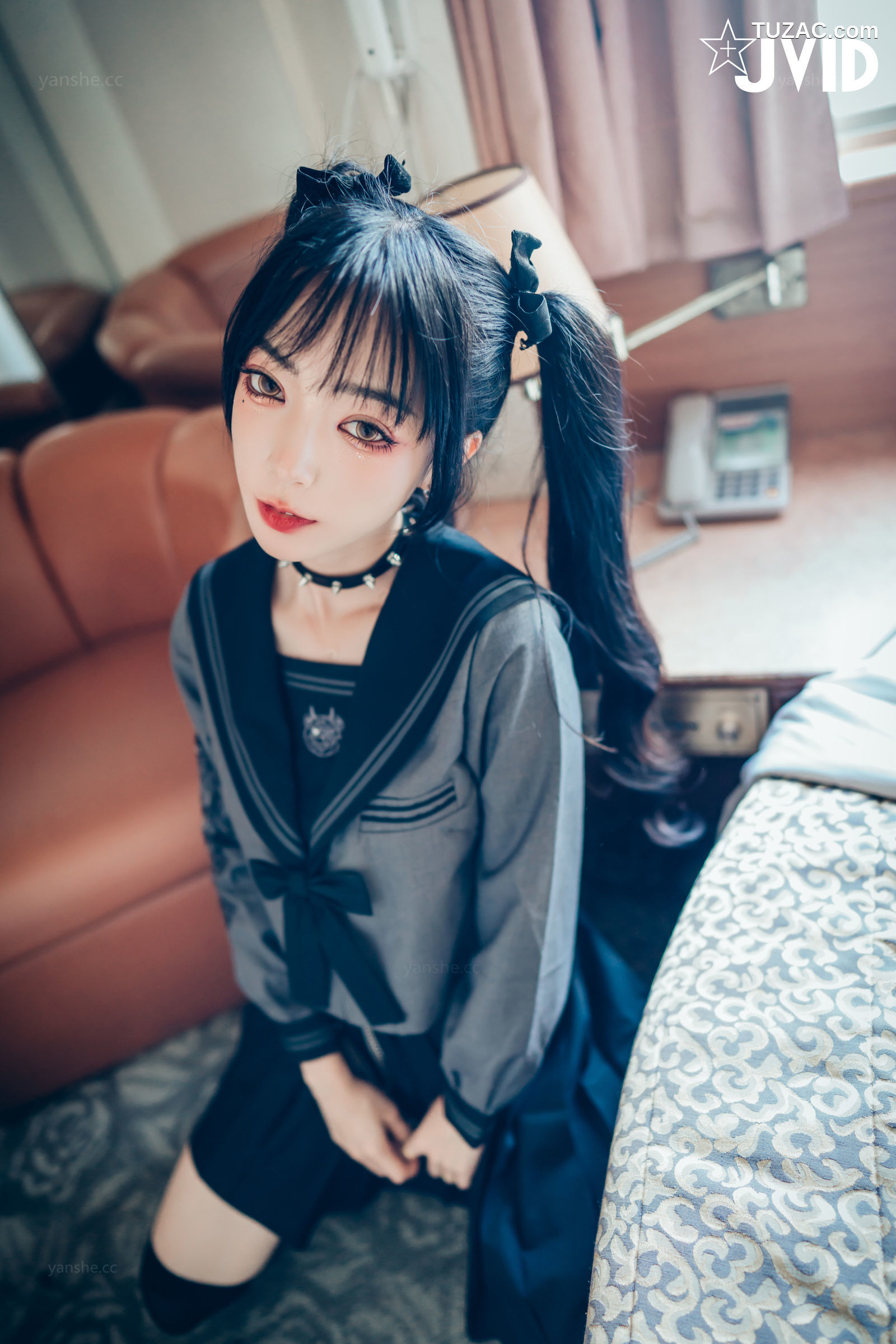 JVID-飘飘-色色妄想系列-校花也是大姐頭-2022.11.27