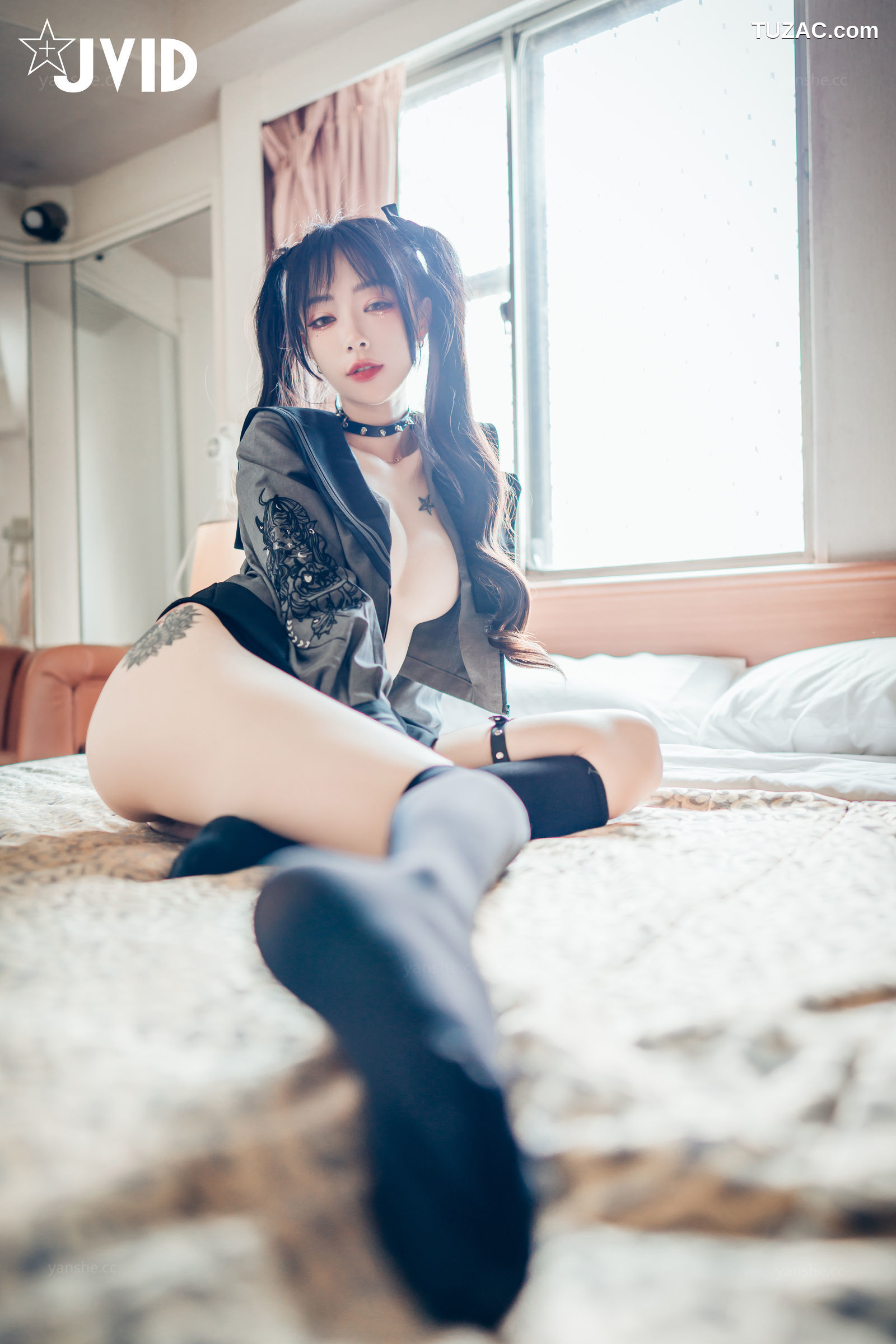 JVID-飘飘-色色妄想系列-校花也是大姐頭-2022.11.27