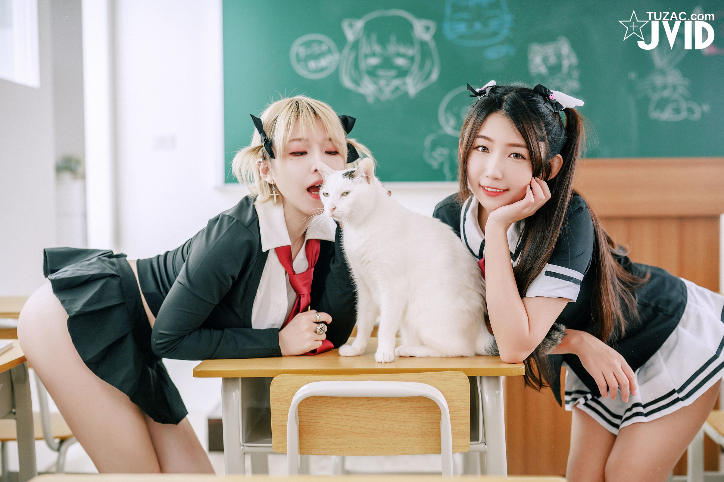 JVID-黎菲儿-黎茉-情欲校园补考日-女学生在教室嬉闹-相互探索身体-性欲高涨-2023.03.27