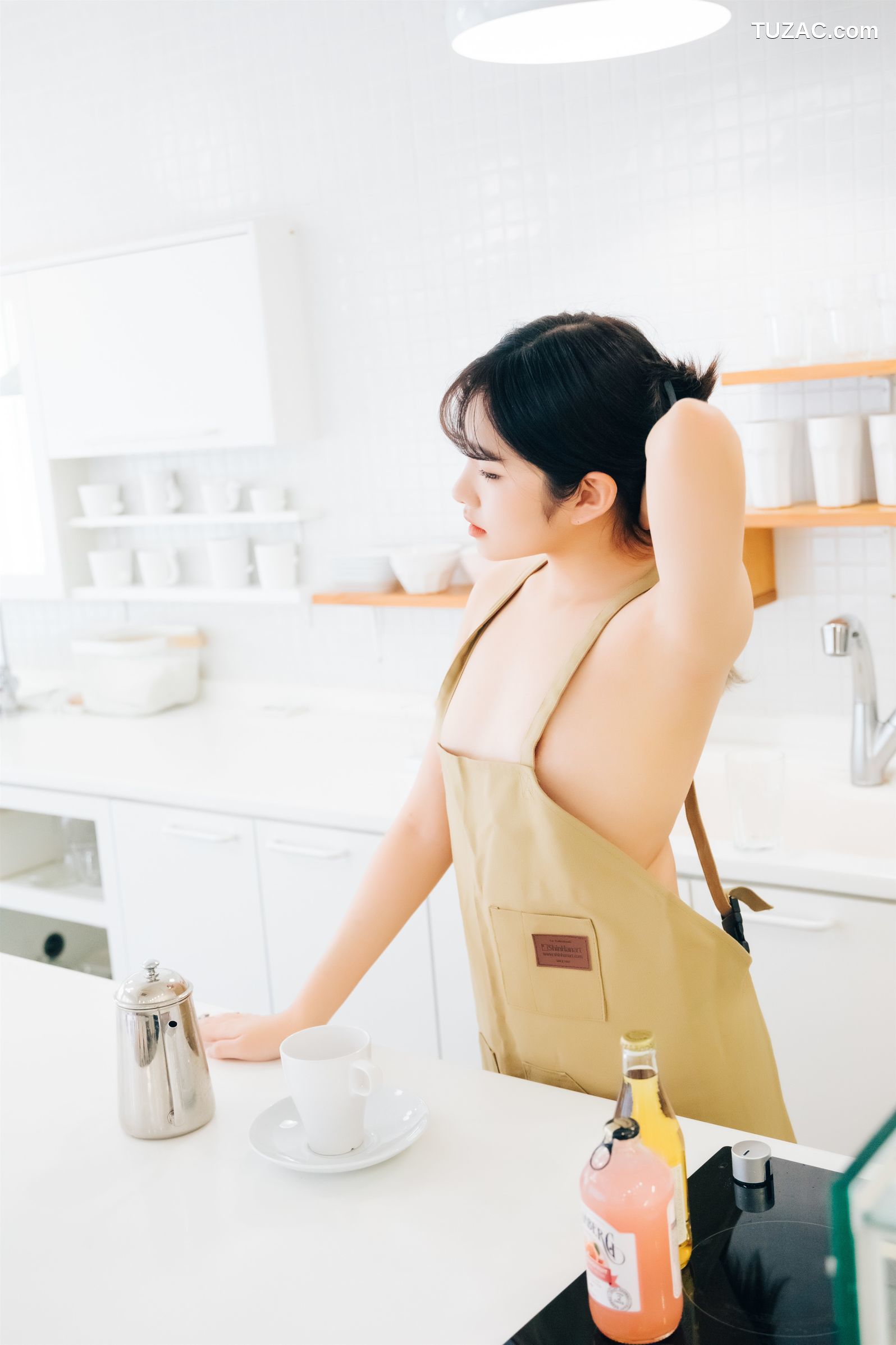 Sonson-손손-真空围裙-Nude-Apron-Loozy