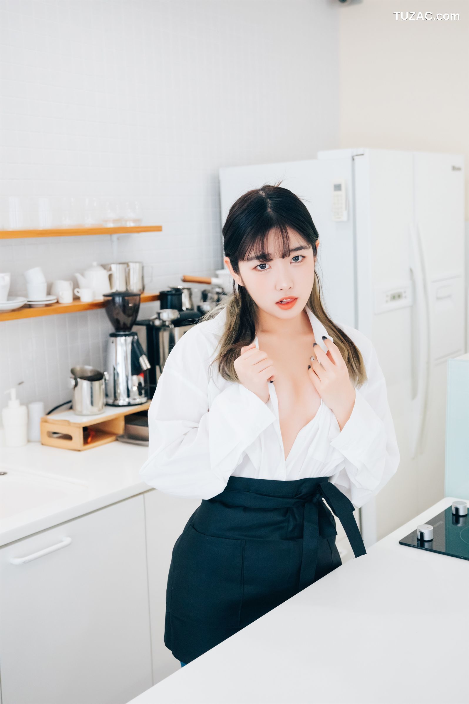 Sonson-손손-真空围裙-Nude-Apron-Loozy