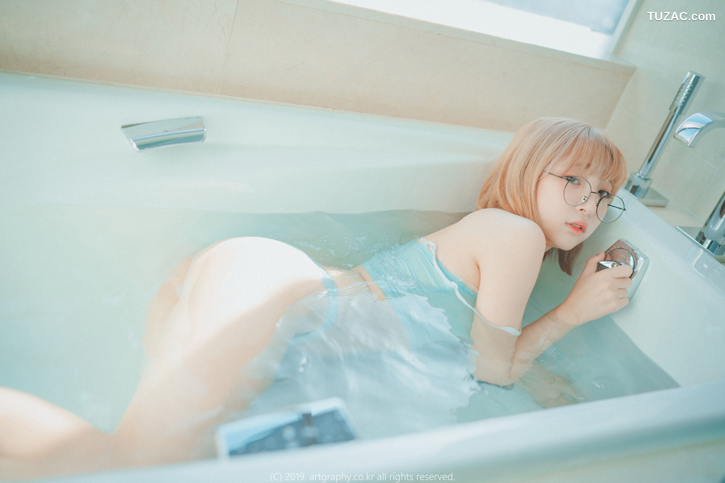 姜仁卿-ARTGRAVIA-056-蕾丝内衣-吊带小背心-Inkyung