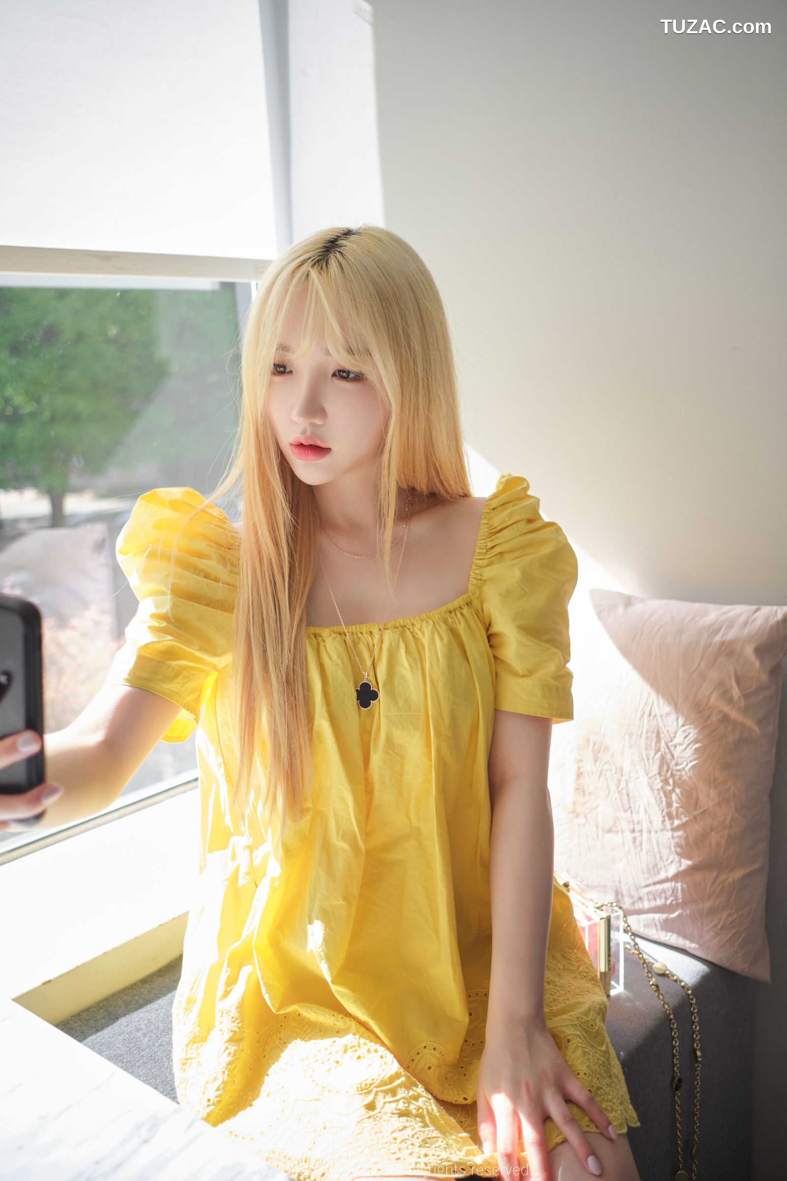 孙乐乐-Son-YeEun-ArtGravia-173-黄色纱裙黑内