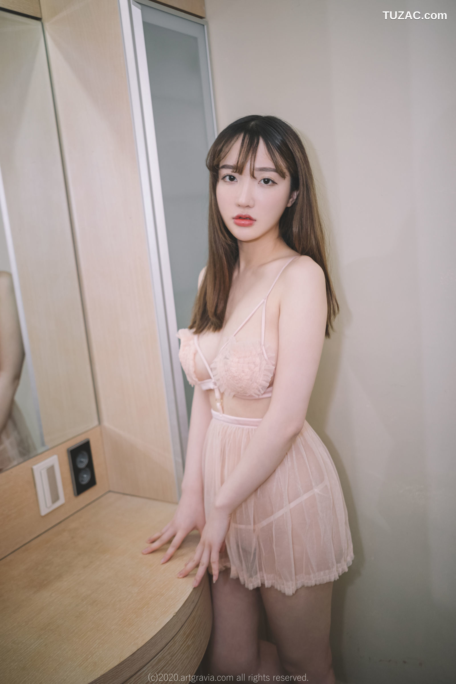 孙乐乐-Son-YeEun-ArtGravia-224-肉色吊带纱裙白T牛仔短裤