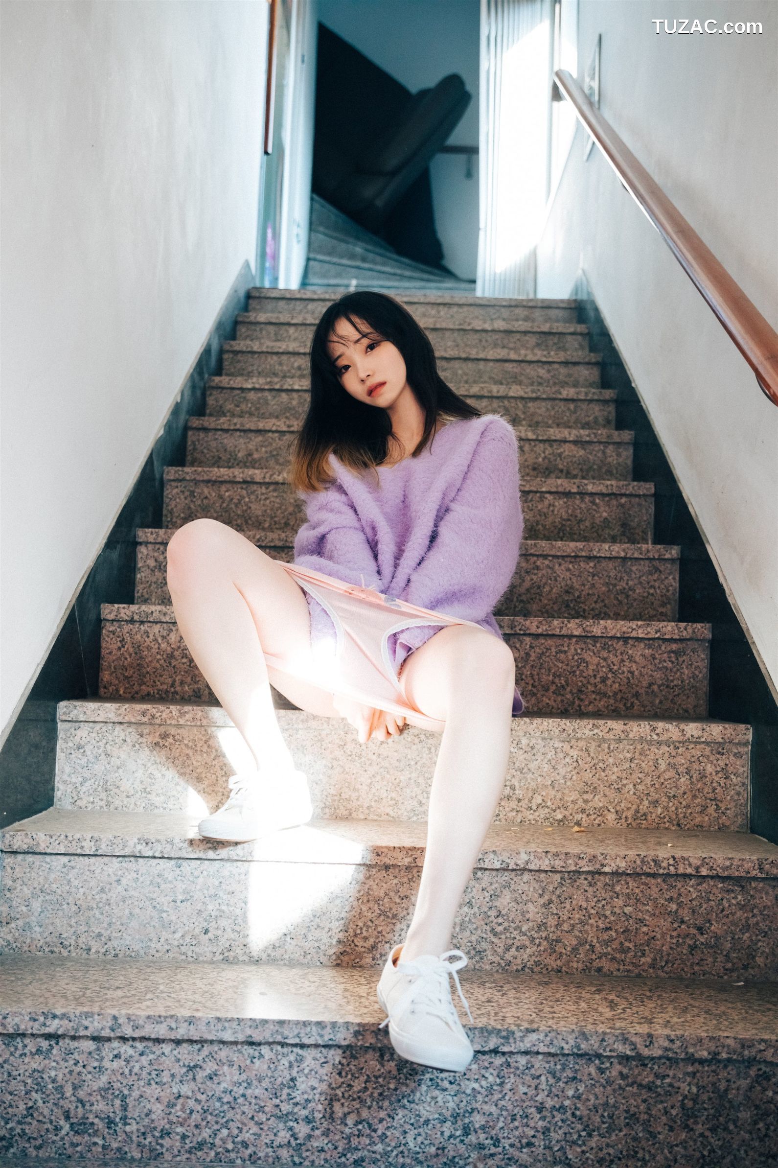 斑比-Bambi-咖啡时间-Cafe-Alba-Loozy