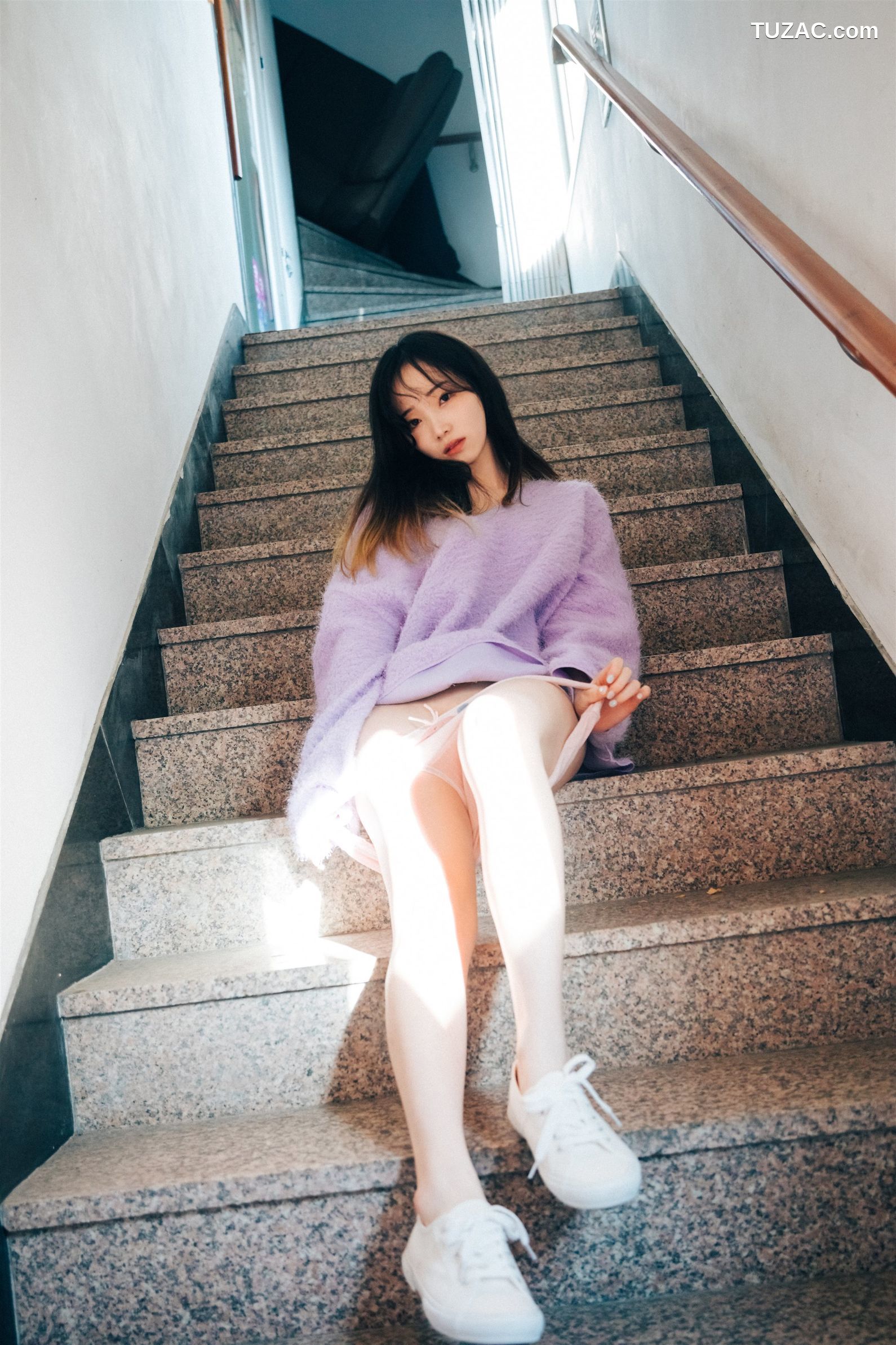 斑比-Bambi-咖啡时间-Cafe-Alba-Loozy