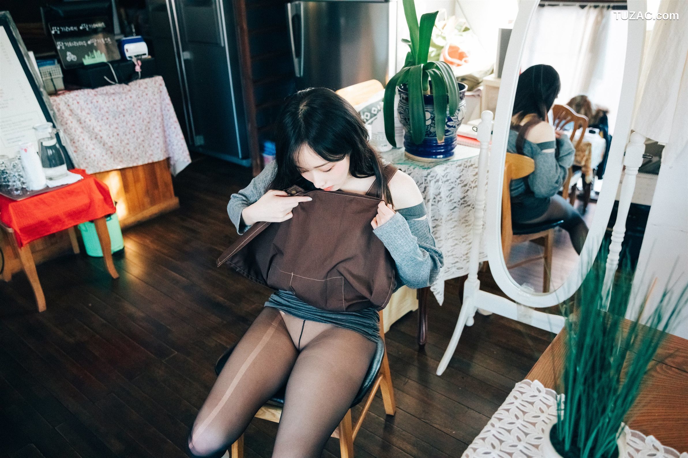 斑比-Bambi-咖啡时间-Cafe-Alba-Loozy