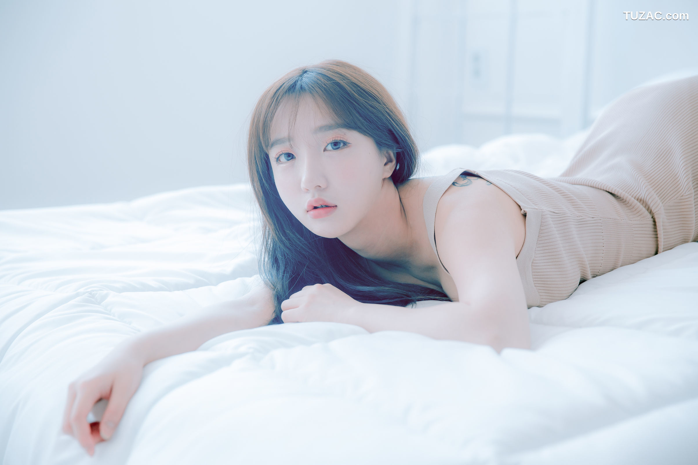 韩国美女-孙乐乐-Son-YeEun-JOA-20.-APR-vol.1