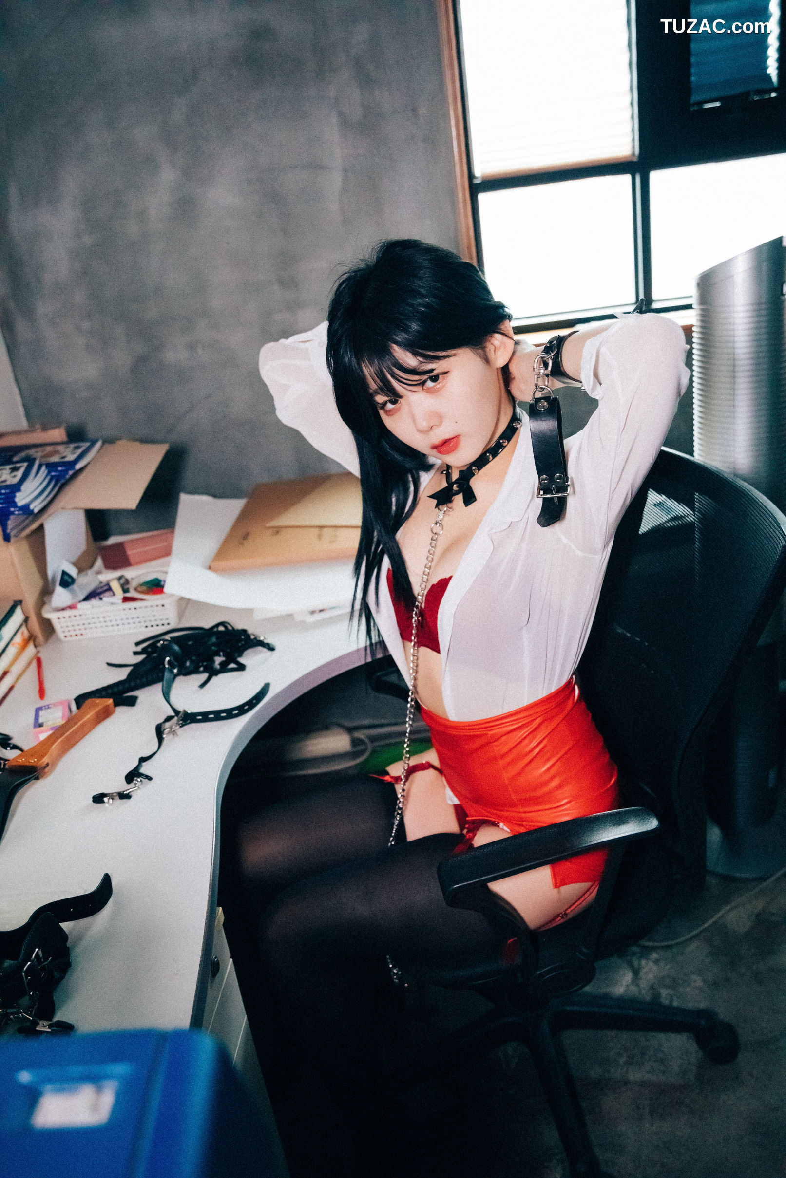 韩国美女-琪雅-Zia-办公室性奴-Office-slave-Loozy-镣铐卷