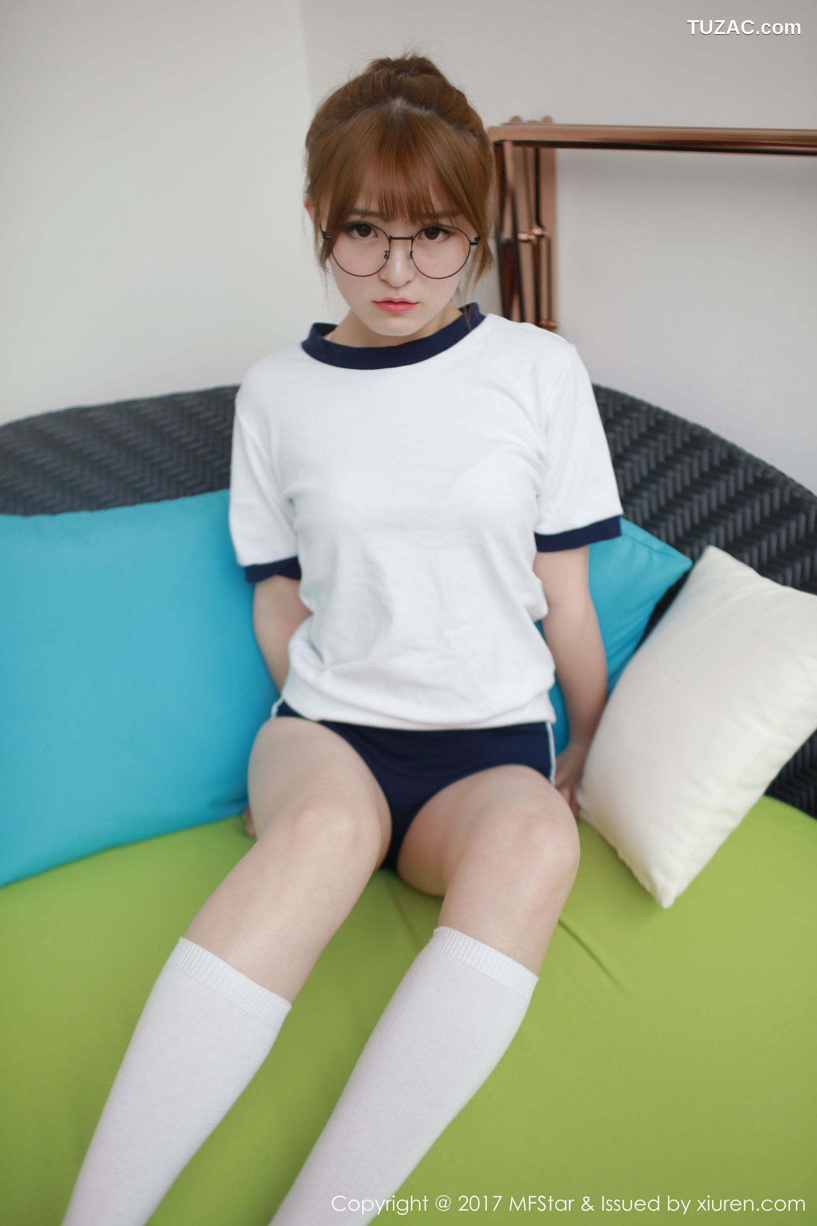 MFStar模范学院-090-伊小七momo