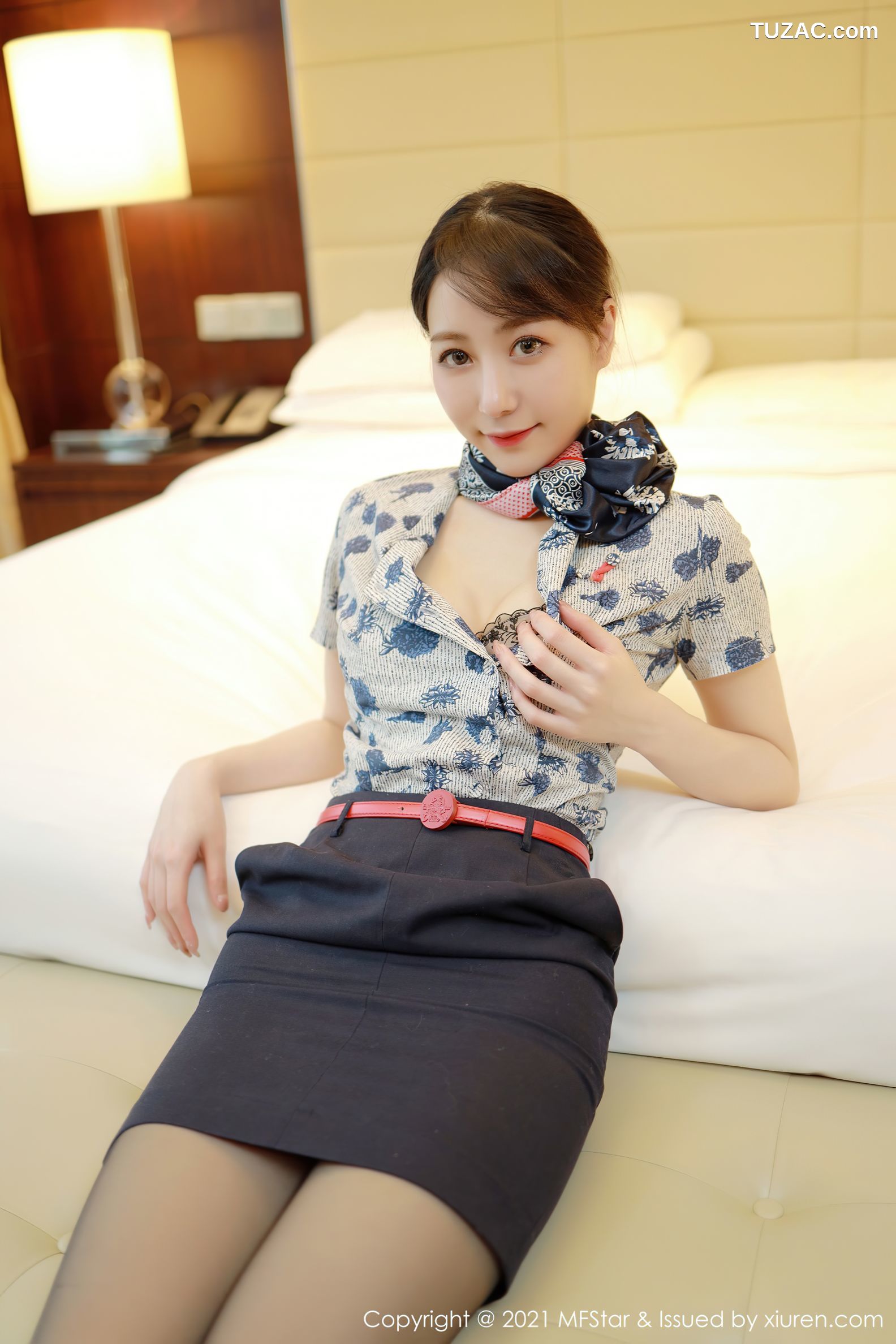 MFStar模范学院-450-水水er-空姐制服翘臀情趣捆绑-2021.01.29