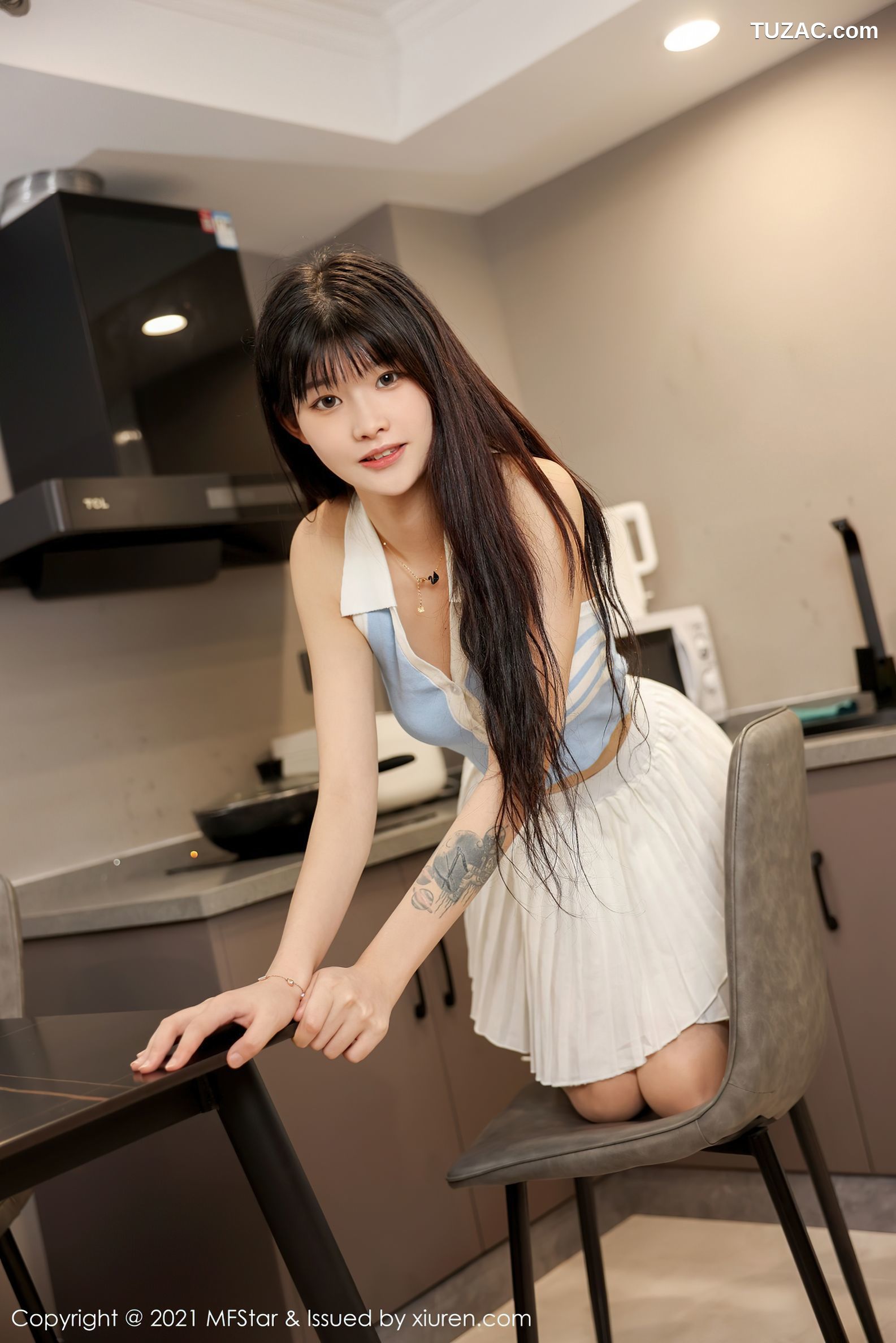 MFStar模范学院-533-77qiqi-百褶裙超薄肉丝-2021.09.3