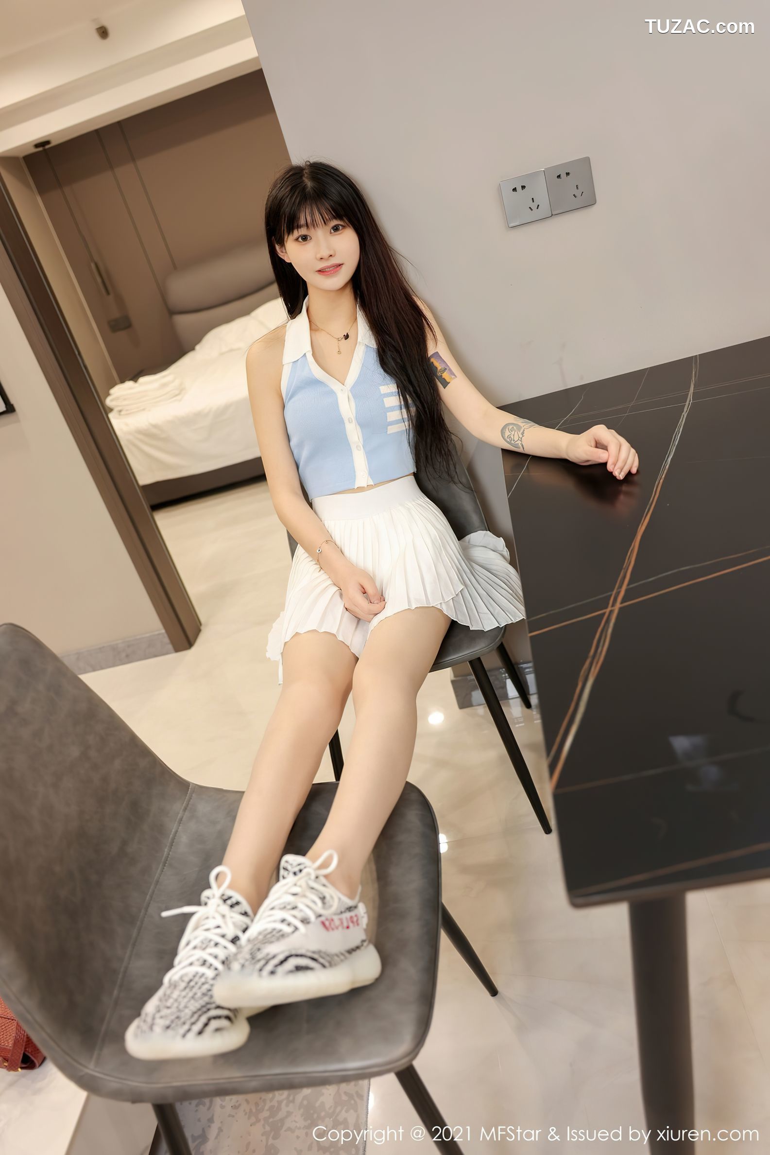 MFStar模范学院-533-77qiqi-百褶裙超薄肉丝-2021.09.3