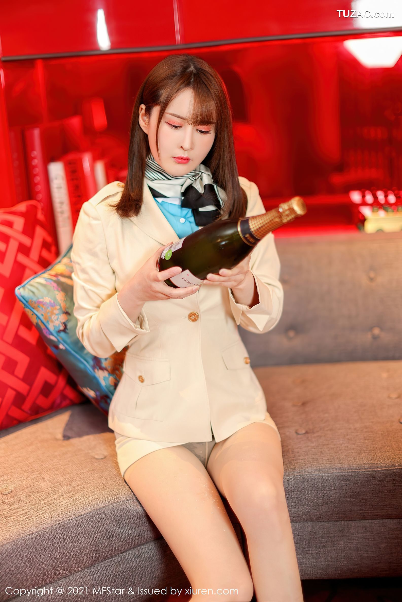 MFStar模范学院-534-蔡文钰Abby-职业装OL主题肉丝-2021.10.11