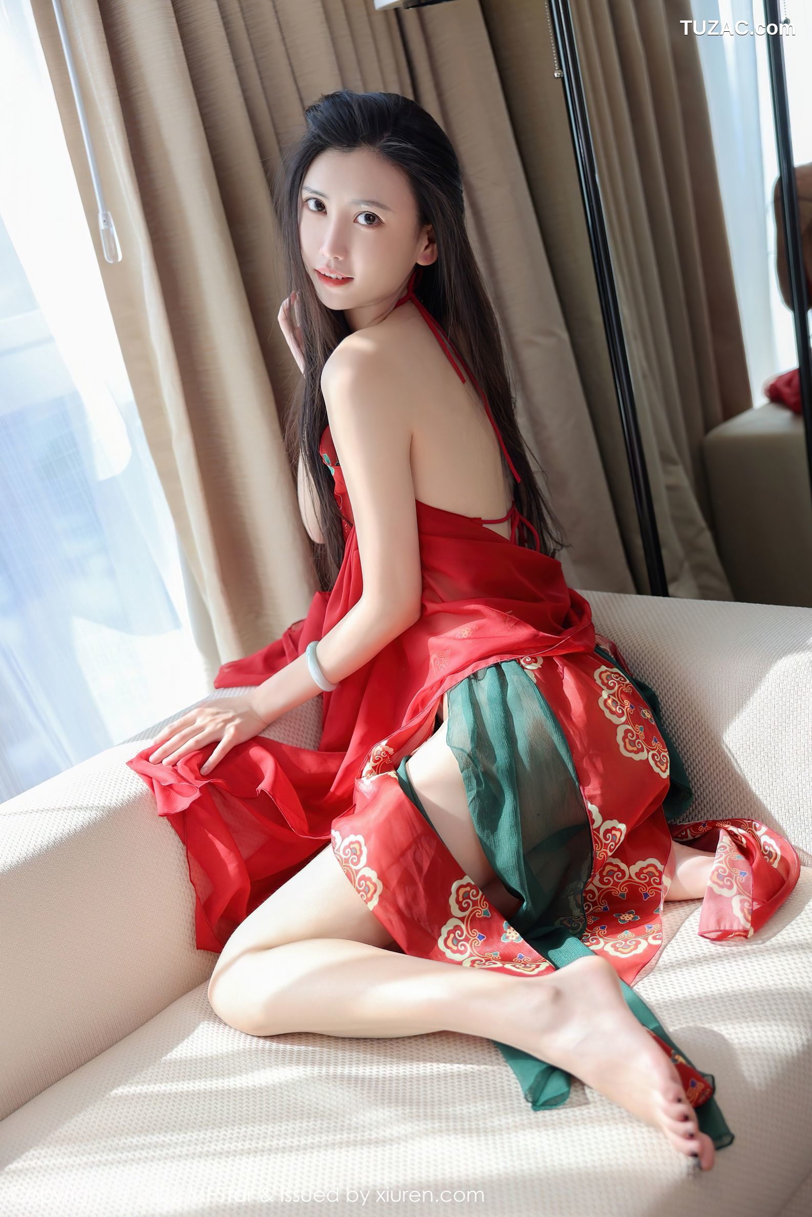 MFStar模范学院-560-吴思晚-红色古典薄纱服饰肚兜-2022.03.16